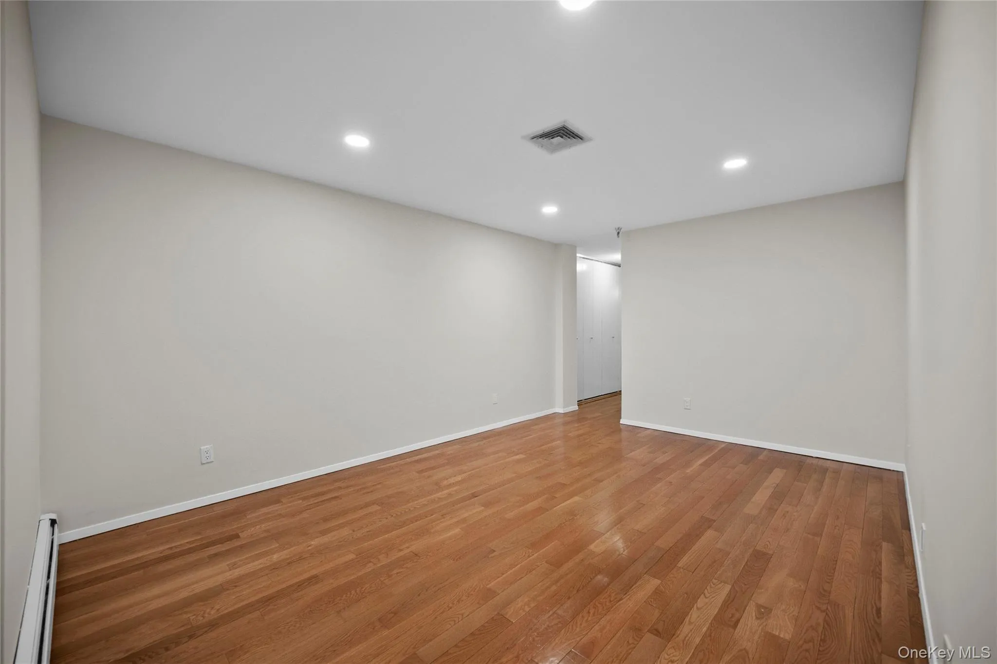 520 Ashford Avenue, Greenburgh, NY, 2 Bedrooms Bedrooms, 5 Rooms Rooms,2 BathroomsBathrooms,Residential Lease,For Rent,Ashford,0,1037973 520 Ashford Avenue, Greenburgh, NY, 2 Bedrooms Bedrooms, 5 Rooms Rooms,2 BathroomsBathrooms,Residential Lease,For Rent,Ashford,0,1037973