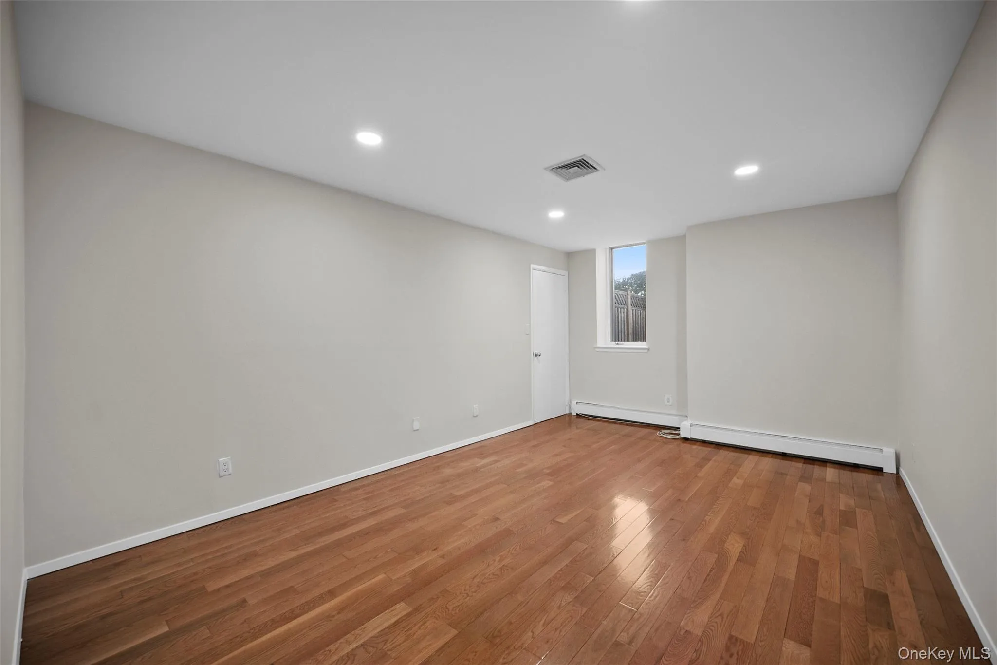 520 Ashford Avenue, Greenburgh, NY, 2 Bedrooms Bedrooms, 5 Rooms Rooms,2 BathroomsBathrooms,Residential Lease,For Rent,Ashford,0,1037973 520 Ashford Avenue, Greenburgh, NY, 2 Bedrooms Bedrooms, 5 Rooms Rooms,2 BathroomsBathrooms,Residential Lease,For Rent,Ashford,0,1037973