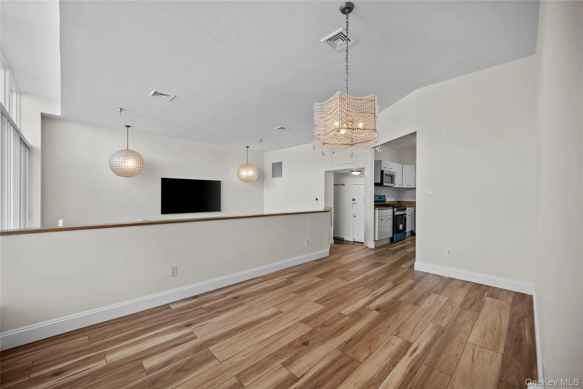 520 Ashford Avenue, Greenburgh, NY, 2 Bedrooms Bedrooms, 5 Rooms Rooms,2 BathroomsBathrooms,Residential Lease,For Rent,Ashford,0,1037973 520 Ashford Avenue, Greenburgh, NY, 2 Bedrooms Bedrooms, 5 Rooms Rooms,2 BathroomsBathrooms,Residential Lease,For Rent,Ashford,0,1037973