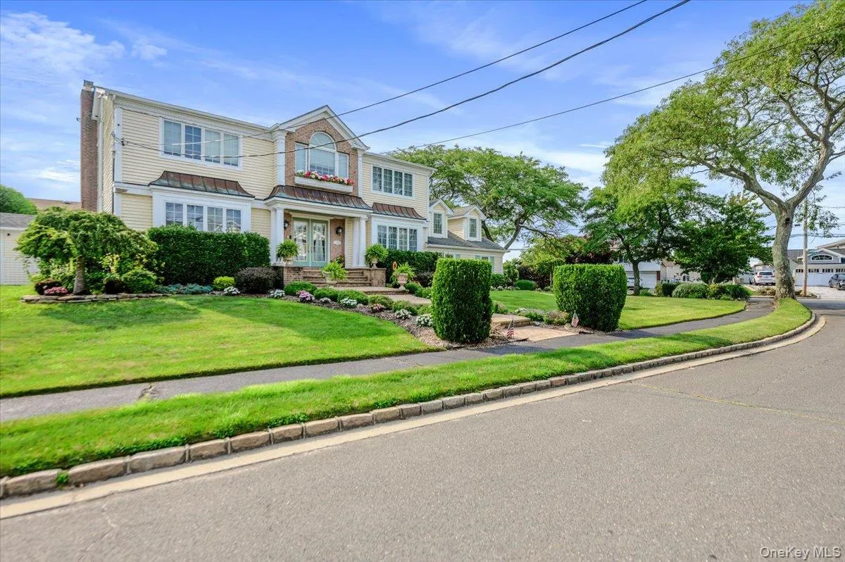 Lush Landscaping Lush Landscaping