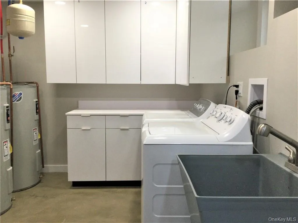 Coinless Washer/Dryer for tenant use Coinless Washer/Dryer for tenant use