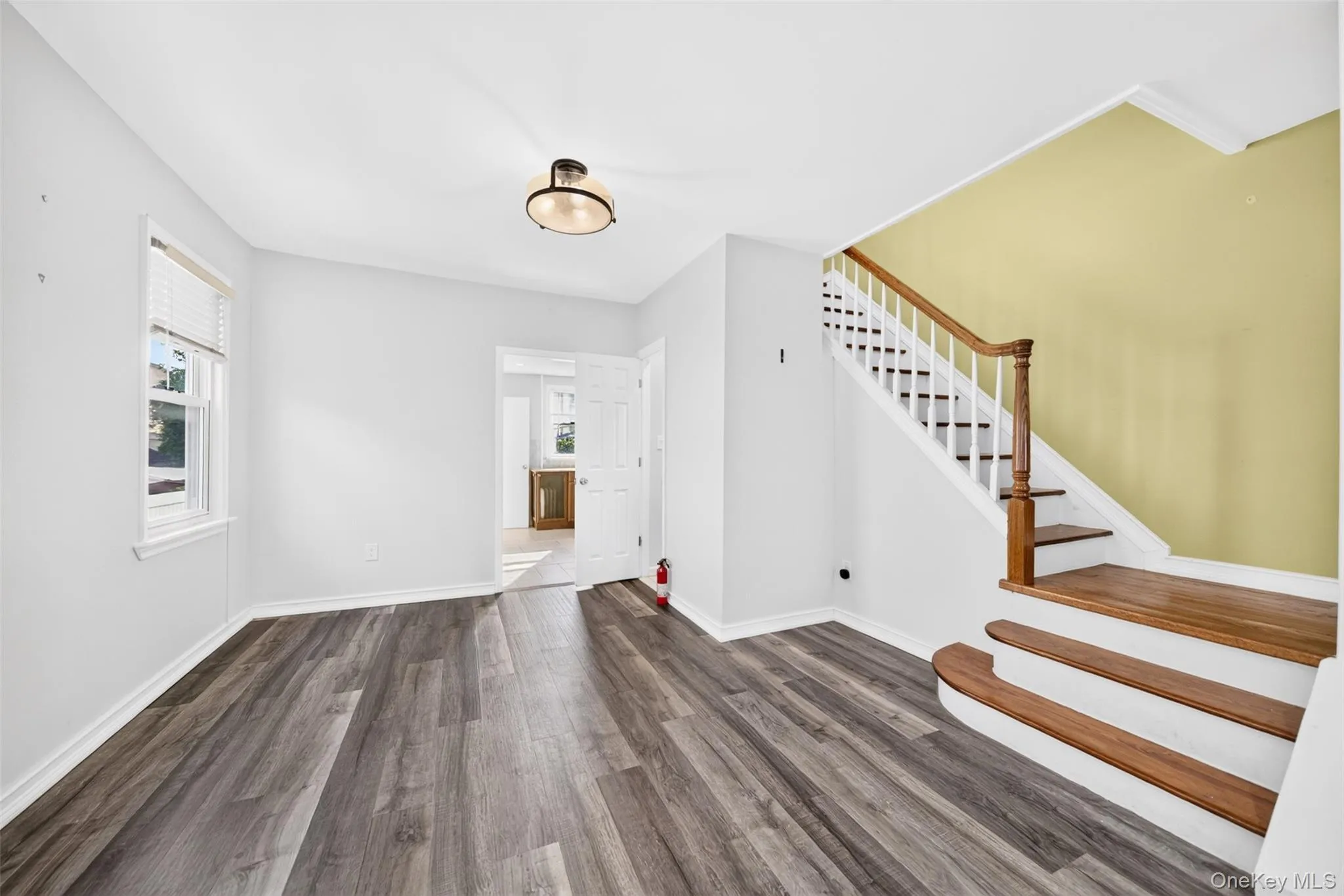 8816 204th Street, New York, NY, 3 Bedrooms Bedrooms, 6 Rooms Rooms,2 BathroomsBathrooms,Residential,For Rent,204th,0,1037989 8816 204th Street, New York, NY, 3 Bedrooms Bedrooms, 6 Rooms Rooms,2 BathroomsBathrooms,Residential,For Rent,204th,0,1037989