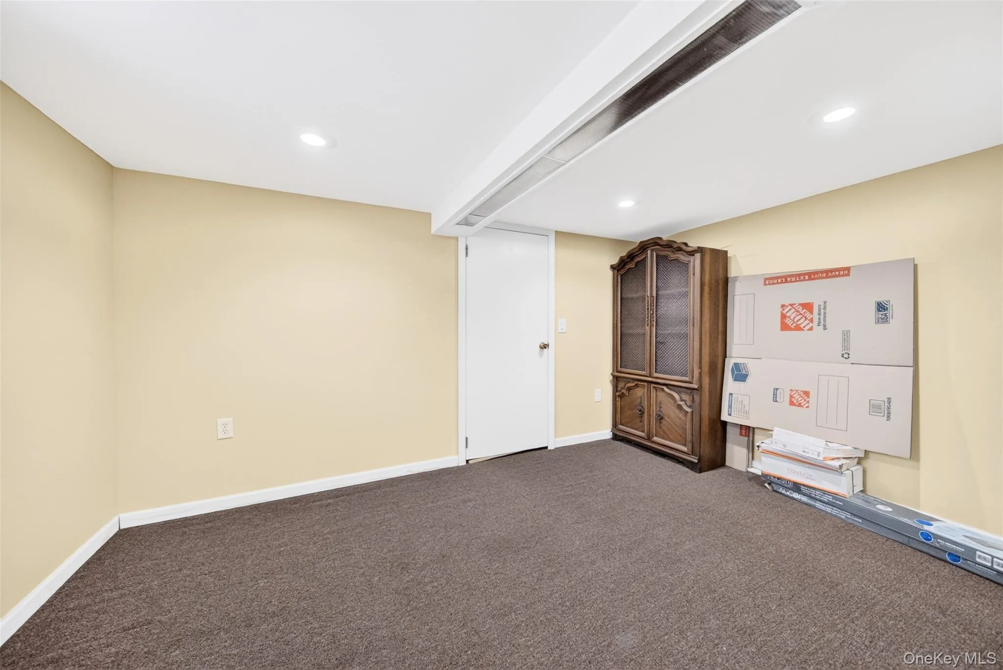 8816 204th Street, New York, NY, 3 Bedrooms Bedrooms, 6 Rooms Rooms,2 BathroomsBathrooms,Residential,For Rent,204th,0,1037989 8816 204th Street, New York, NY, 3 Bedrooms Bedrooms, 6 Rooms Rooms,2 BathroomsBathrooms,Residential,For Rent,204th,0,1037989