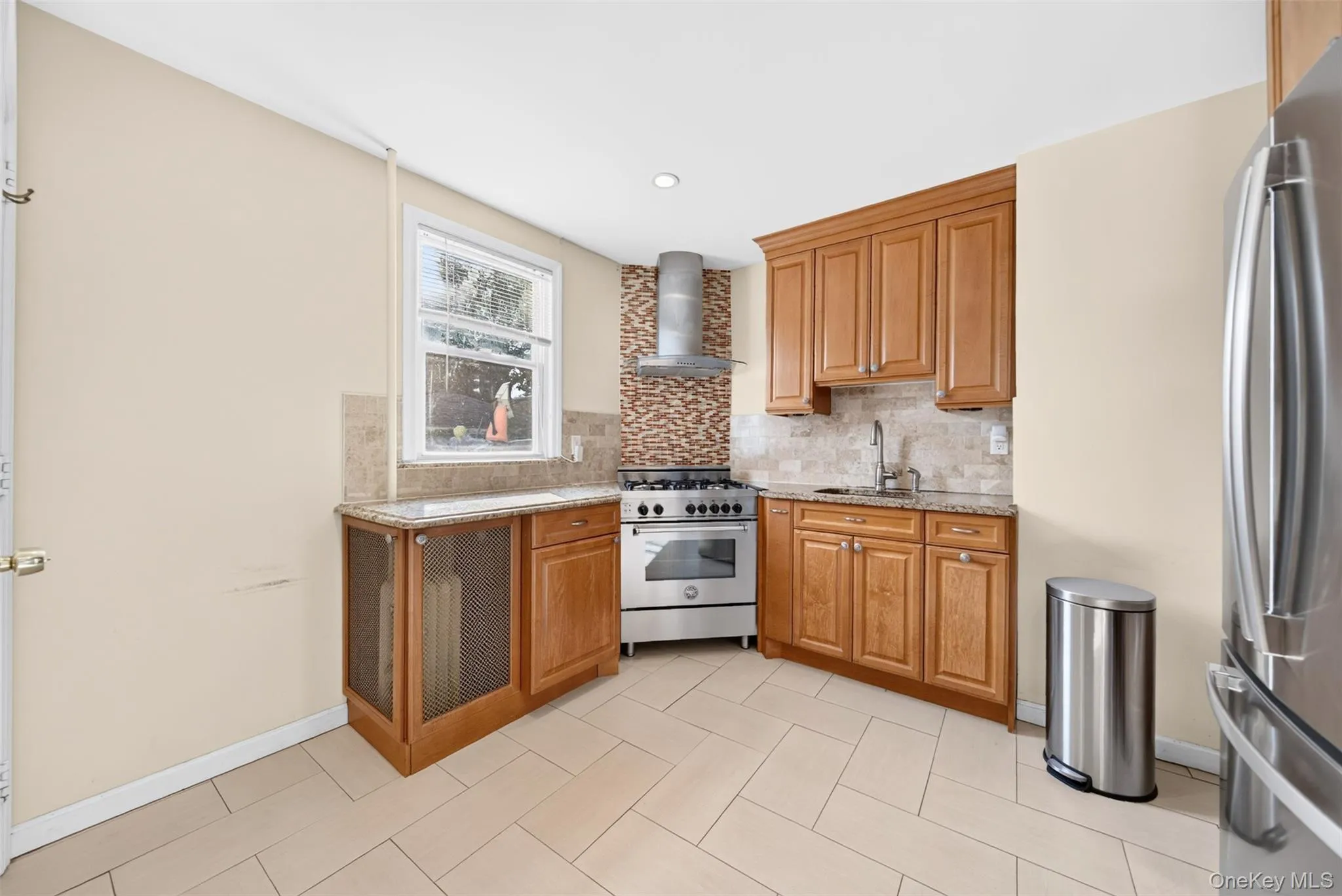 8816 204th Street, New York, NY, 3 Bedrooms Bedrooms, 6 Rooms Rooms,2 BathroomsBathrooms,Residential,For Rent,204th,0,1037989 8816 204th Street, New York, NY, 3 Bedrooms Bedrooms, 6 Rooms Rooms,2 BathroomsBathrooms,Residential,For Rent,204th,0,1037989