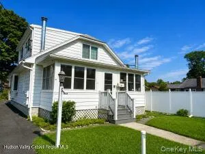 1011 Columbia Street, Kingston, NY, 4 Bedrooms Bedrooms, 5 Rooms Rooms,1 BathroomBathrooms,Residential,For Rent,Columbia,0,1037994 1011 Columbia Street, Kingston, NY, 4 Bedrooms Bedrooms, 5 Rooms Rooms,1 BathroomBathrooms,Residential,For Rent,Columbia,0,1037994