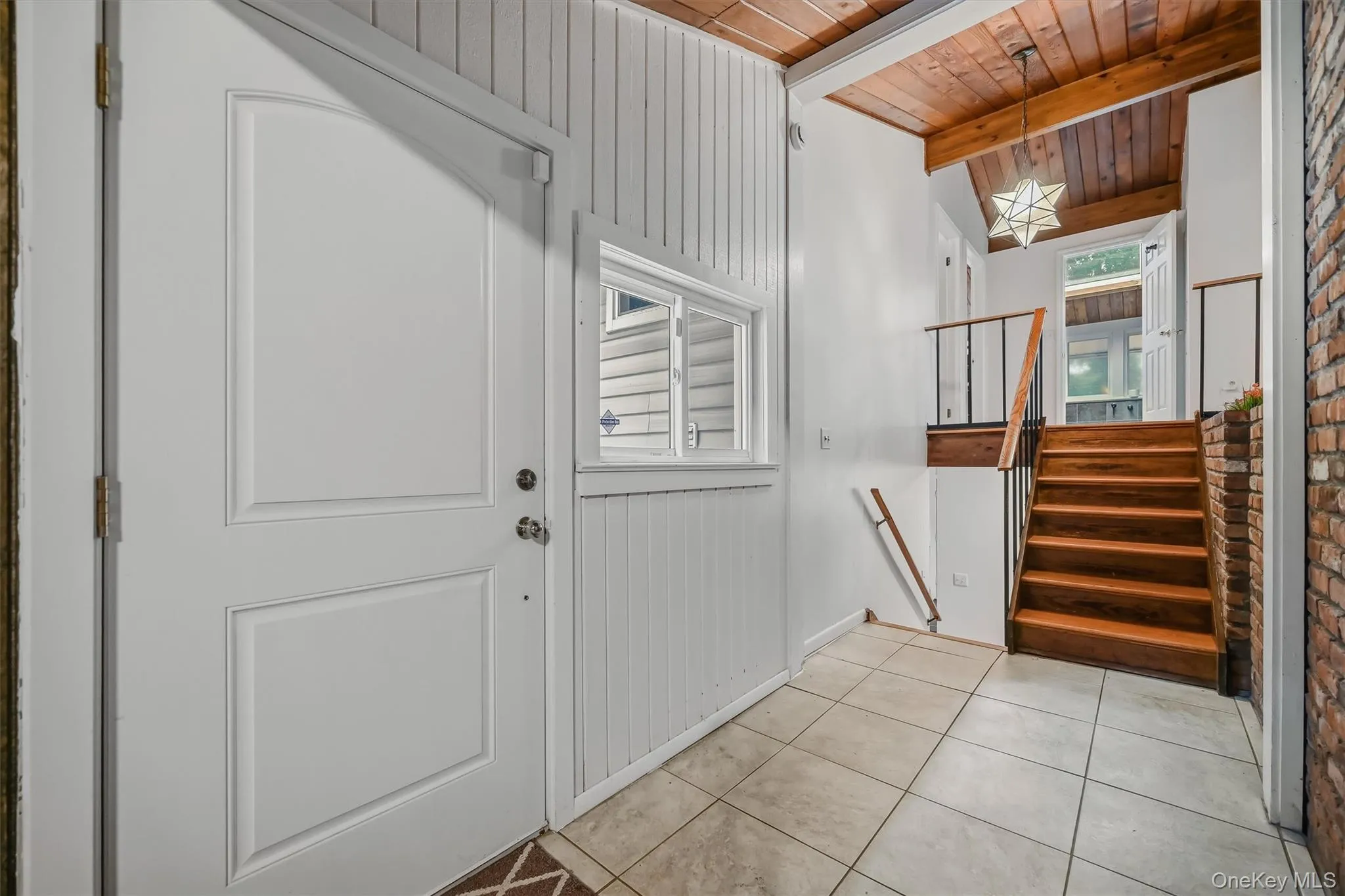 15 Overlook Drive, Woodbury, NY, 3 Bedrooms Bedrooms, 7 Rooms Rooms,2 BathroomsBathrooms,Residential,For Rent,Overlook,0,1037999 15 Overlook Drive, Woodbury, NY, 3 Bedrooms Bedrooms, 7 Rooms Rooms,2 BathroomsBathrooms,Residential,For Rent,Overlook,0,1037999