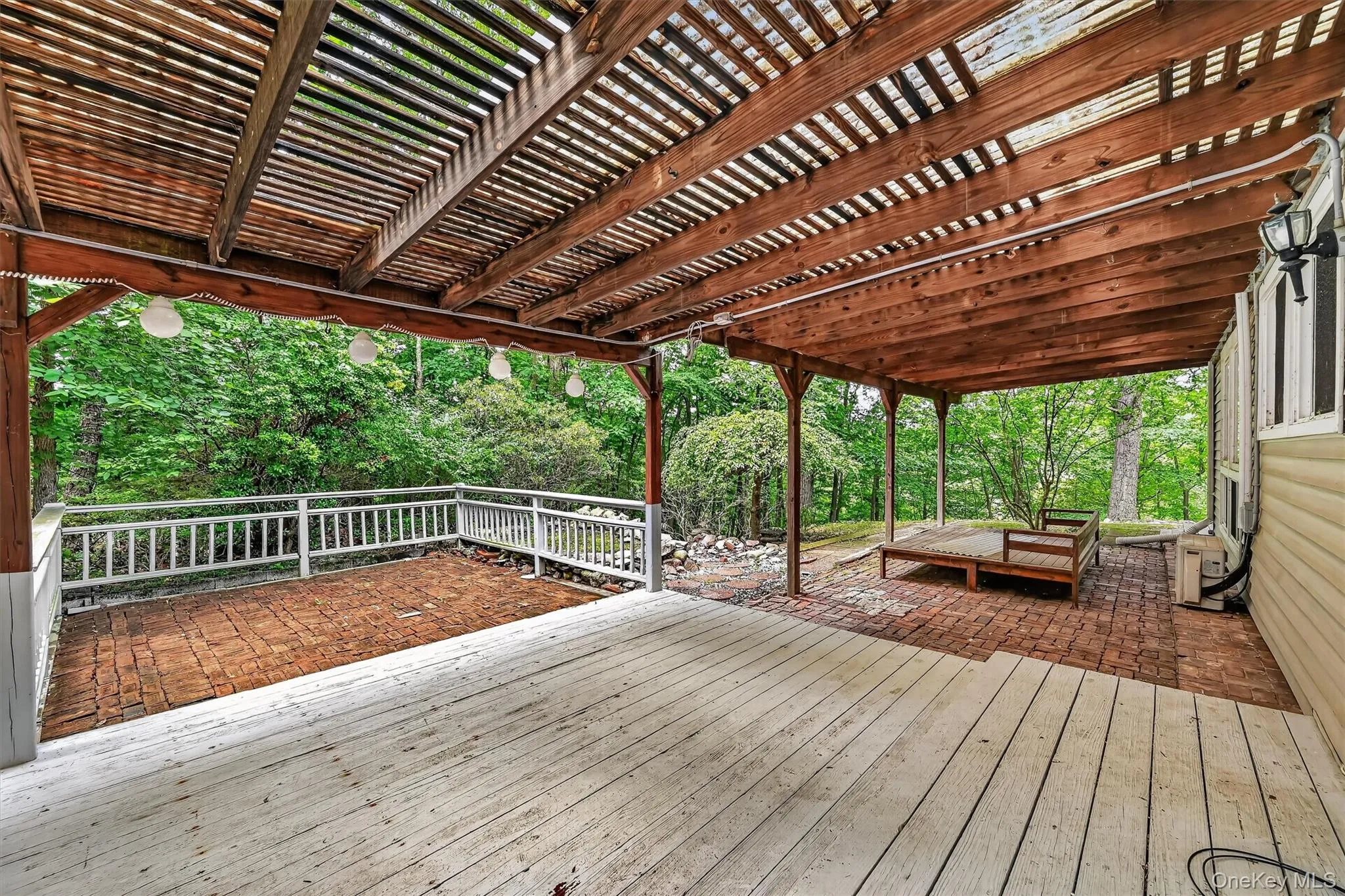 15 Overlook Drive, Woodbury, NY, 3 Bedrooms Bedrooms, 7 Rooms Rooms,2 BathroomsBathrooms,Residential,For Rent,Overlook,0,1037999 15 Overlook Drive, Woodbury, NY, 3 Bedrooms Bedrooms, 7 Rooms Rooms,2 BathroomsBathrooms,Residential,For Rent,Overlook,0,1037999