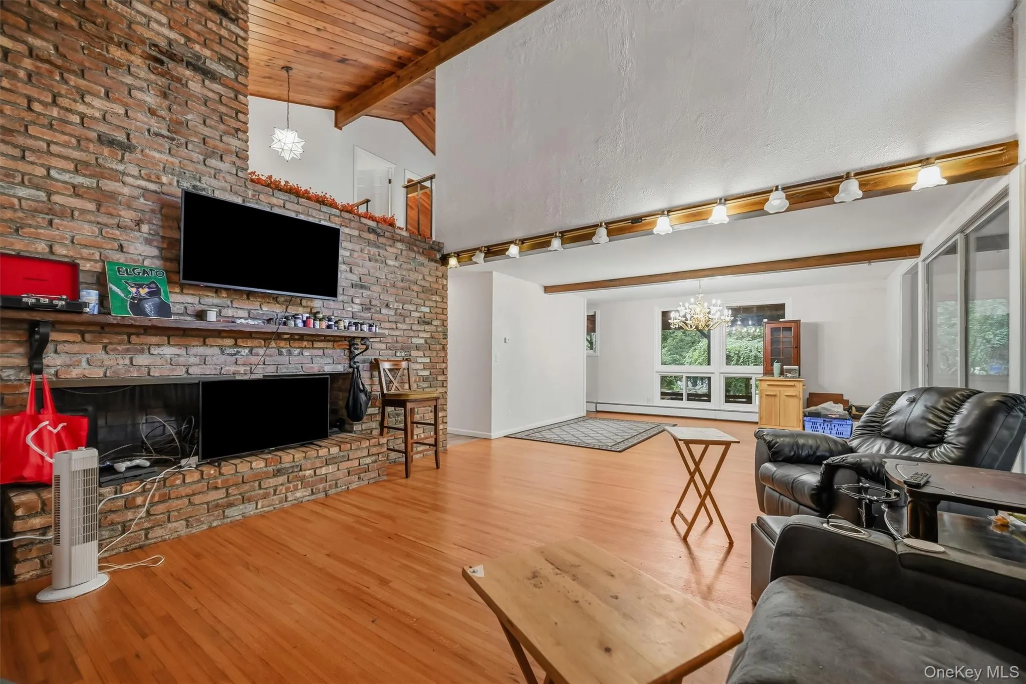 15 Overlook Drive, Woodbury, NY, 3 Bedrooms Bedrooms, 7 Rooms Rooms,2 BathroomsBathrooms,Residential,For Rent,Overlook,0,1037999 15 Overlook Drive, Woodbury, NY, 3 Bedrooms Bedrooms, 7 Rooms Rooms,2 BathroomsBathrooms,Residential,For Rent,Overlook,0,1037999