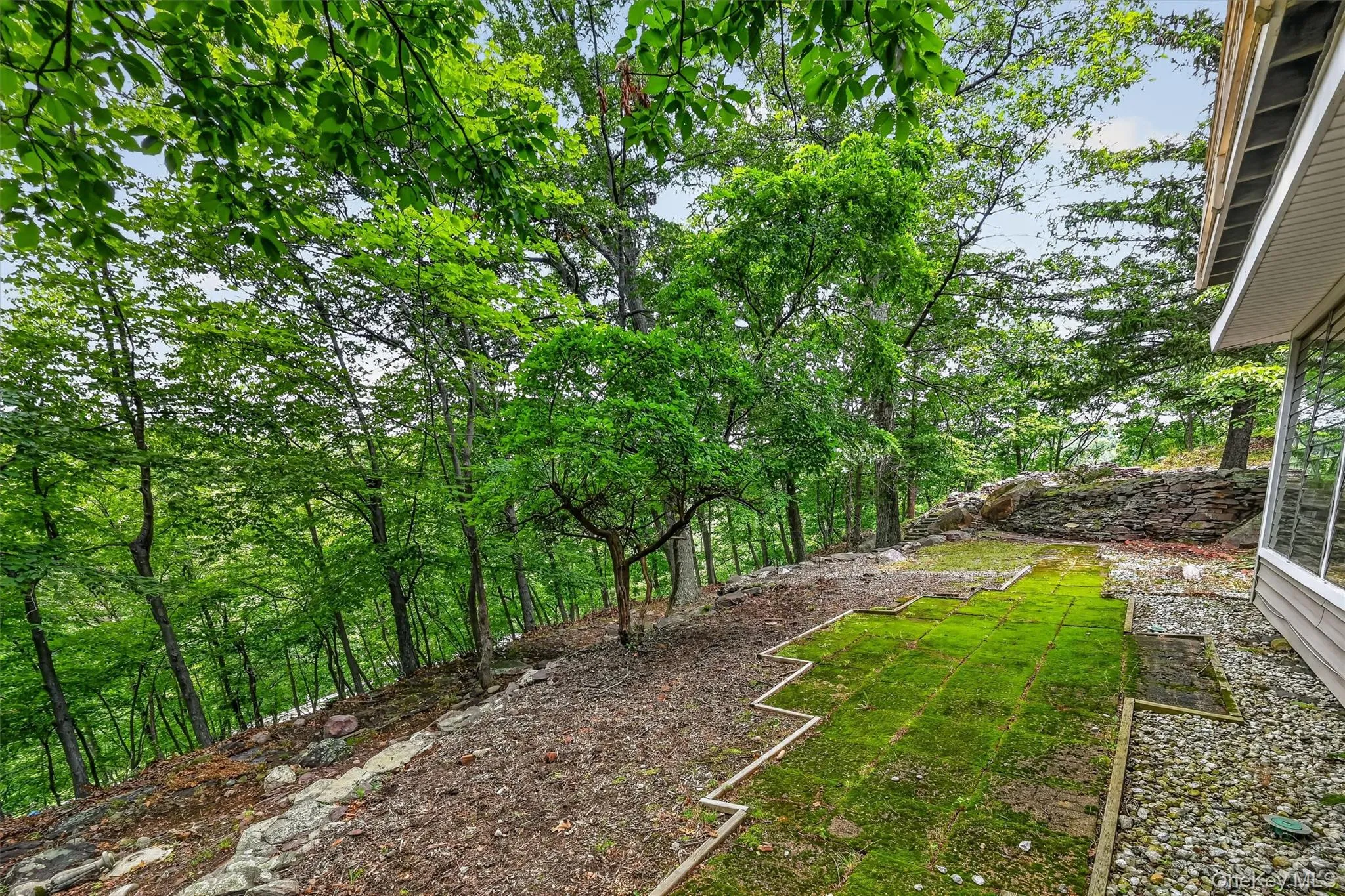 15 Overlook Drive, Woodbury, NY, 3 Bedrooms Bedrooms, 7 Rooms Rooms,2 BathroomsBathrooms,Residential,For Rent,Overlook,0,1037999 15 Overlook Drive, Woodbury, NY, 3 Bedrooms Bedrooms, 7 Rooms Rooms,2 BathroomsBathrooms,Residential,For Rent,Overlook,0,1037999