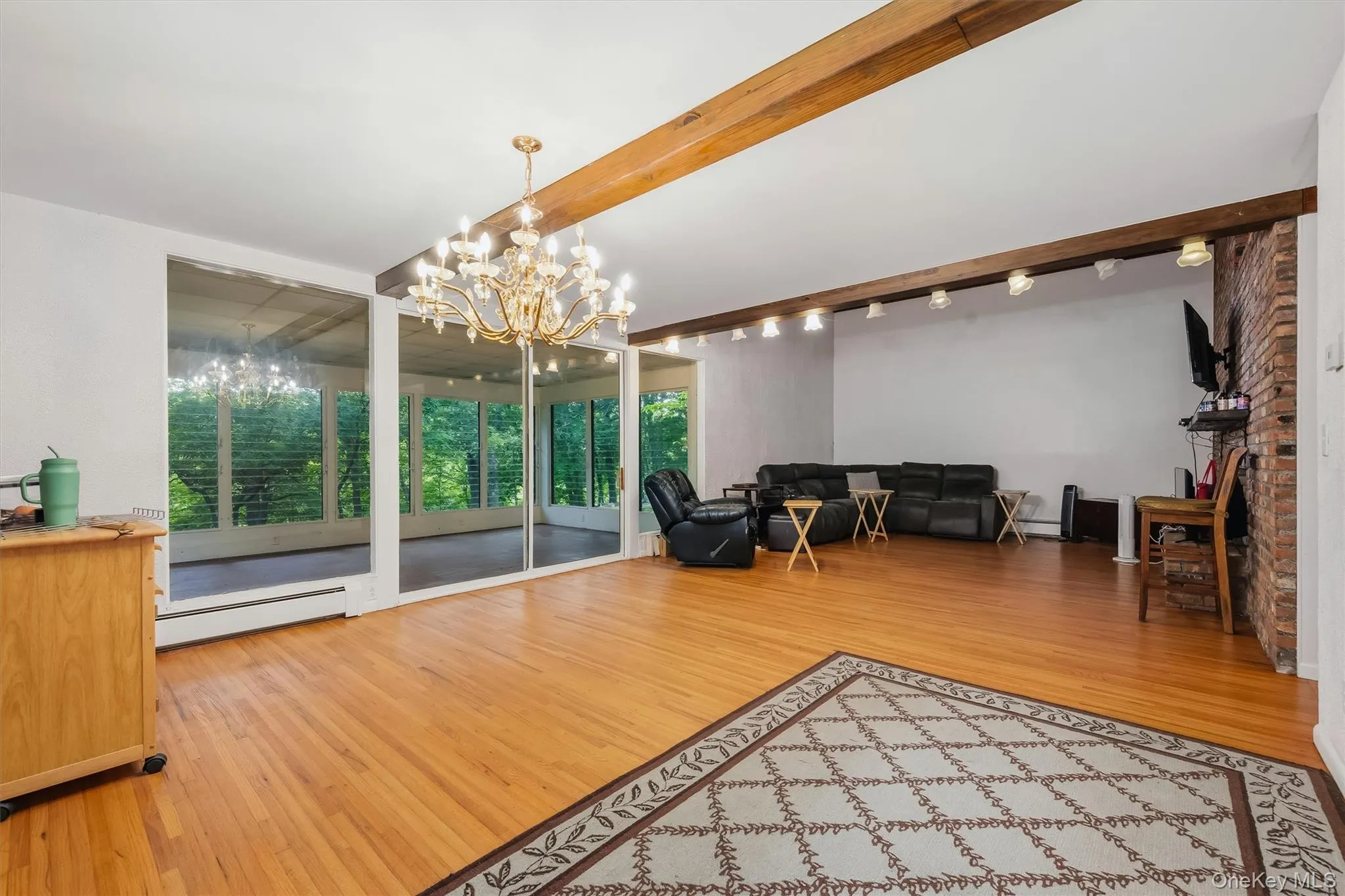 15 Overlook Drive, Woodbury, NY, 3 Bedrooms Bedrooms, 7 Rooms Rooms,2 BathroomsBathrooms,Residential,For Rent,Overlook,0,1037999 15 Overlook Drive, Woodbury, NY, 3 Bedrooms Bedrooms, 7 Rooms Rooms,2 BathroomsBathrooms,Residential,For Rent,Overlook,0,1037999
