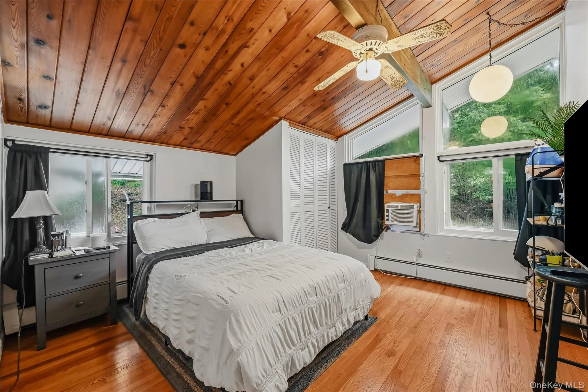 15 Overlook Drive, Woodbury, NY, 3 Bedrooms Bedrooms, 7 Rooms Rooms,2 BathroomsBathrooms,Residential,For Rent,Overlook,0,1037999 15 Overlook Drive, Woodbury, NY, 3 Bedrooms Bedrooms, 7 Rooms Rooms,2 BathroomsBathrooms,Residential,For Rent,Overlook,0,1037999
