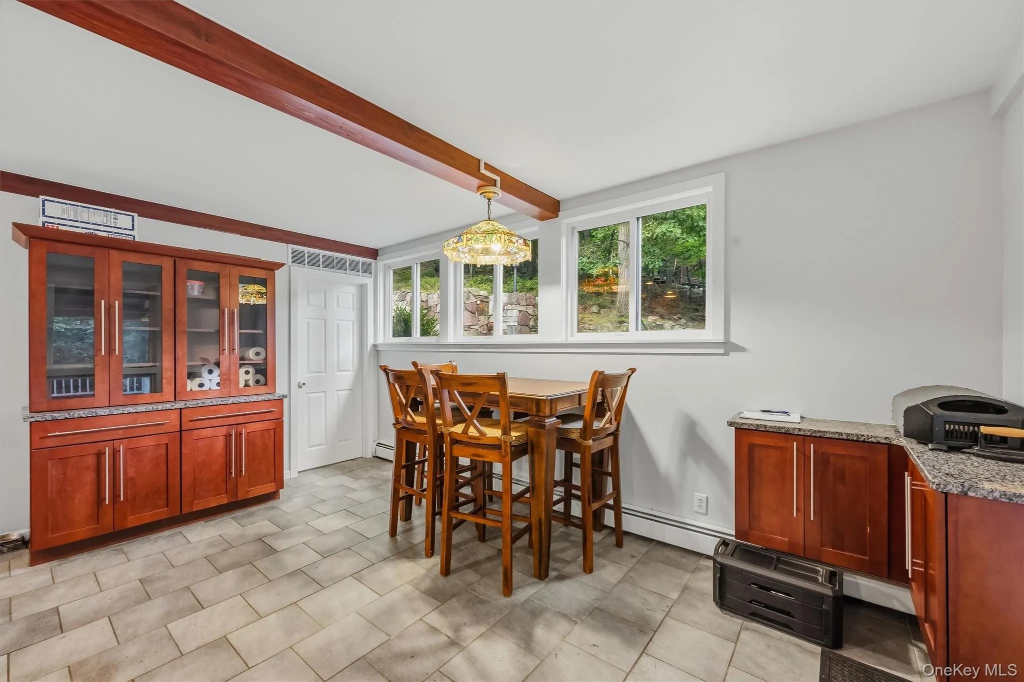 15 Overlook Drive, Woodbury, NY, 3 Bedrooms Bedrooms, 7 Rooms Rooms,2 BathroomsBathrooms,Residential,For Rent,Overlook,0,1037999 15 Overlook Drive, Woodbury, NY, 3 Bedrooms Bedrooms, 7 Rooms Rooms,2 BathroomsBathrooms,Residential,For Rent,Overlook,0,1037999