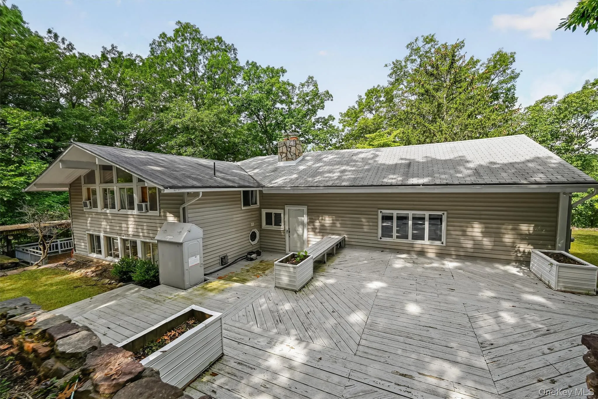 15 Overlook Drive, Woodbury, NY, 3 Bedrooms Bedrooms, 7 Rooms Rooms,2 BathroomsBathrooms,Residential,For Rent,Overlook,0,1037999 15 Overlook Drive, Woodbury, NY, 3 Bedrooms Bedrooms, 7 Rooms Rooms,2 BathroomsBathrooms,Residential,For Rent,Overlook,0,1037999