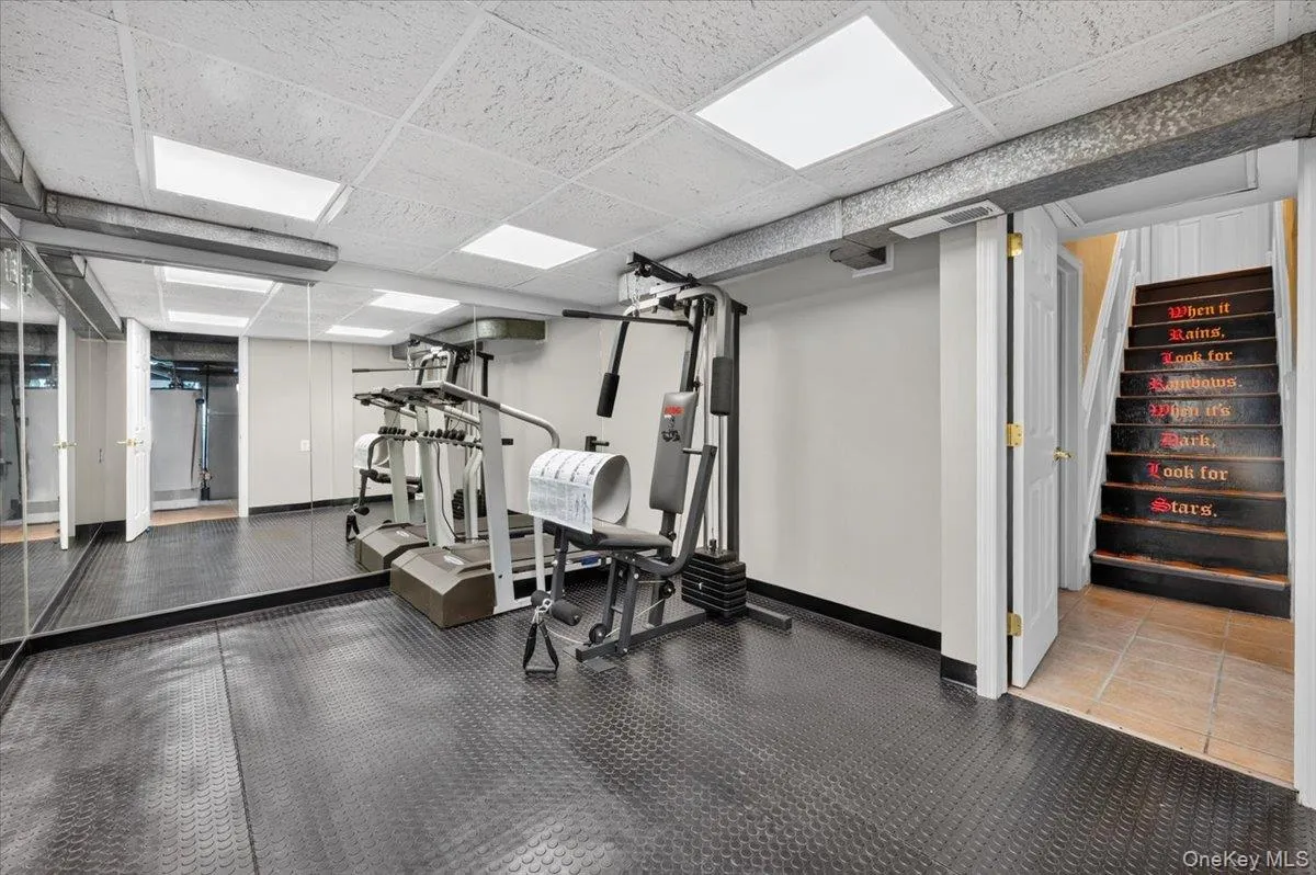 1155 Webster Avenue, New Rochelle, NY, 4 Bedrooms Bedrooms, 9 Rooms Rooms,3 BathroomsBathrooms,Residential Lease,For Rent,Webster,0,1038002 1155 Webster Avenue, New Rochelle, NY, 4 Bedrooms Bedrooms, 9 Rooms Rooms,3 BathroomsBathrooms,Residential Lease,For Rent,Webster,0,1038002