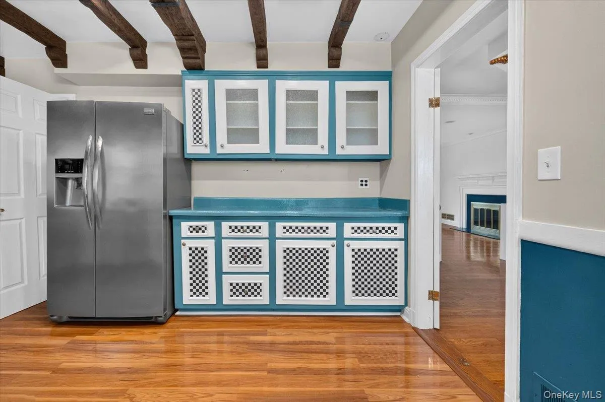1155 Webster Avenue, New Rochelle, NY, 4 Bedrooms Bedrooms, 9 Rooms Rooms,3 BathroomsBathrooms,Residential Lease,For Rent,Webster,0,1038002 1155 Webster Avenue, New Rochelle, NY, 4 Bedrooms Bedrooms, 9 Rooms Rooms,3 BathroomsBathrooms,Residential Lease,For Rent,Webster,0,1038002