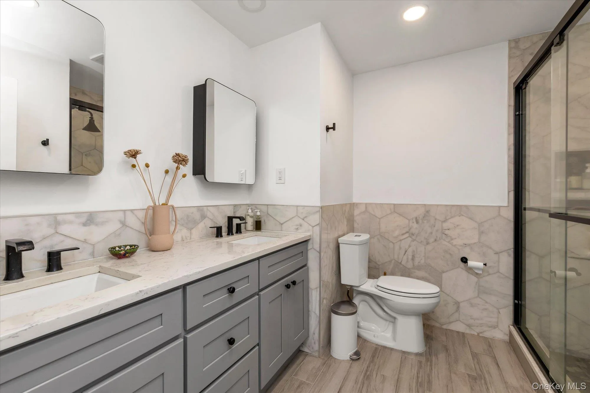 4 Rhame Avenue, Hempstead, NY, 5 Bedrooms Bedrooms, 10 Rooms Rooms,2 BathroomsBathrooms,Residential,For Rent,Rhame,0,1038003 4 Rhame Avenue, Hempstead, NY, 5 Bedrooms Bedrooms, 10 Rooms Rooms,2 BathroomsBathrooms,Residential,For Rent,Rhame,0,1038003