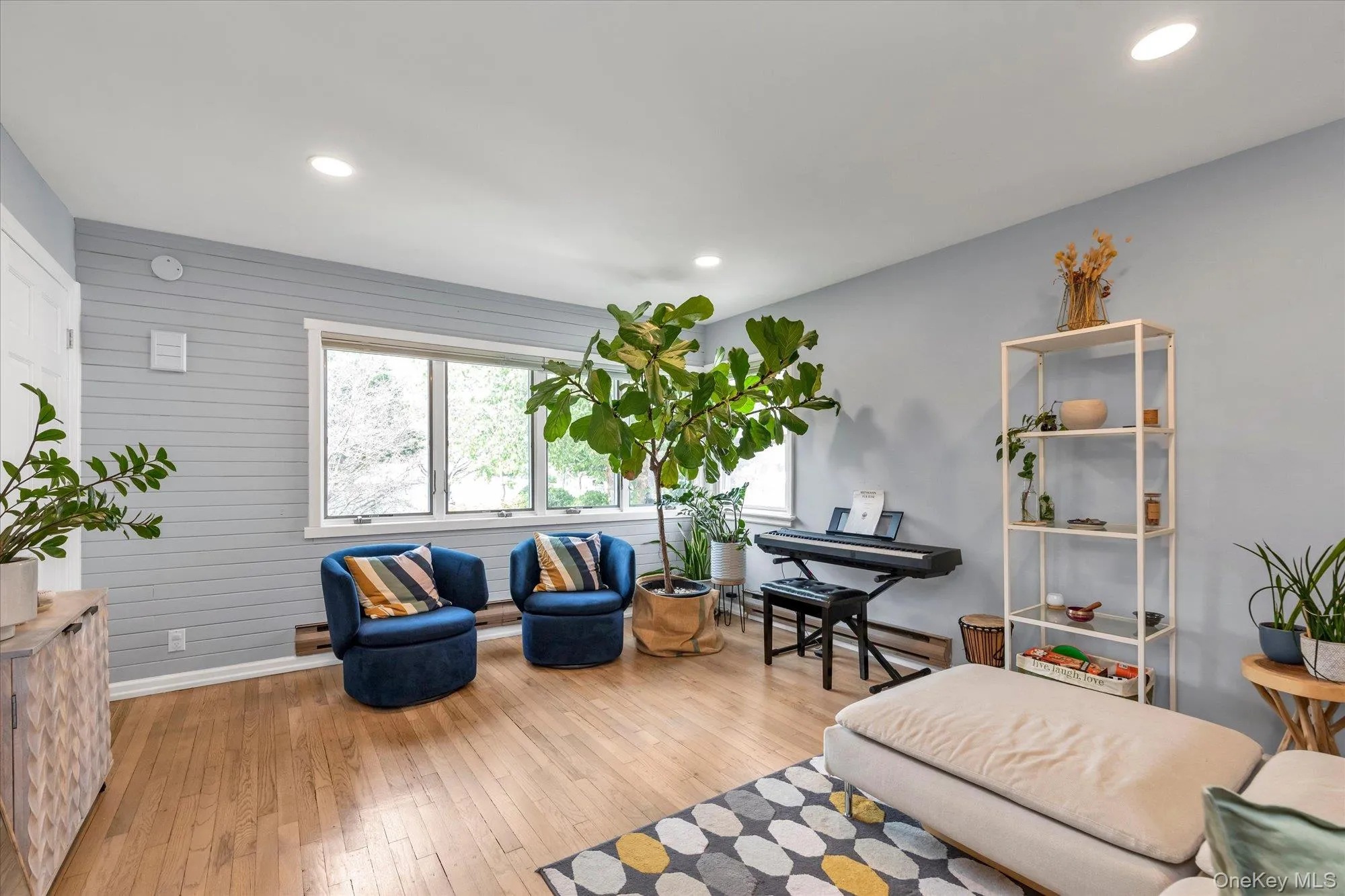 4 Rhame Avenue, Hempstead, NY, 5 Bedrooms Bedrooms, 10 Rooms Rooms,2 BathroomsBathrooms,Residential,For Rent,Rhame,0,1038003 4 Rhame Avenue, Hempstead, NY, 5 Bedrooms Bedrooms, 10 Rooms Rooms,2 BathroomsBathrooms,Residential,For Rent,Rhame,0,1038003