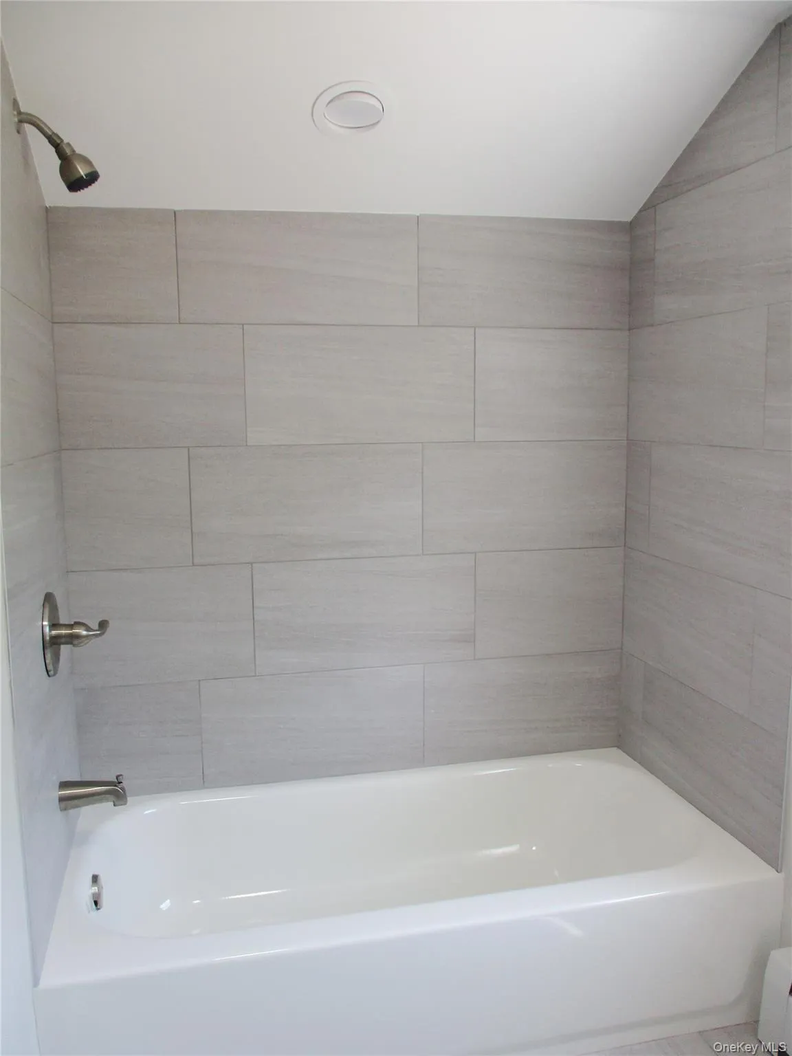 554 Mill Road, Brookhaven, NY, 3 Bedrooms Bedrooms, 8 Rooms Rooms,2 BathroomsBathrooms,Residential,For Rent,Mill,0,1038012 554 Mill Road, Brookhaven, NY, 3 Bedrooms Bedrooms, 8 Rooms Rooms,2 BathroomsBathrooms,Residential,For Rent,Mill,0,1038012