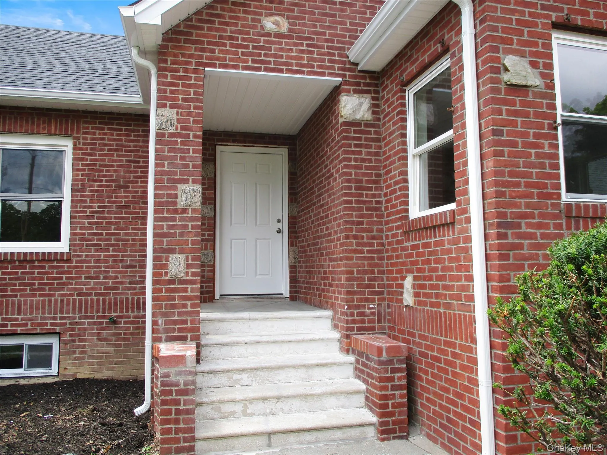 554 Mill Road, Brookhaven, NY, 3 Bedrooms Bedrooms, 8 Rooms Rooms,2 BathroomsBathrooms,Residential,For Rent,Mill,0,1038012 554 Mill Road, Brookhaven, NY, 3 Bedrooms Bedrooms, 8 Rooms Rooms,2 BathroomsBathrooms,Residential,For Rent,Mill,0,1038012