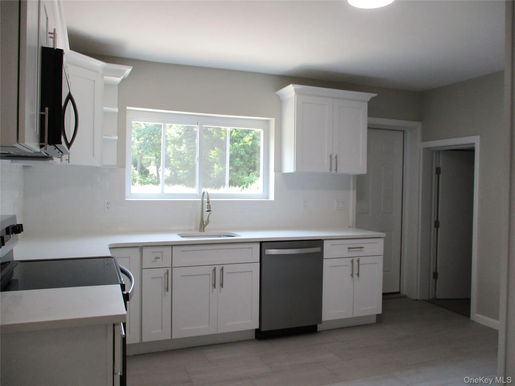 554 Mill Road, Brookhaven, NY, 3 Bedrooms Bedrooms, 8 Rooms Rooms,2 BathroomsBathrooms,Residential,For Rent,Mill,0,1038012 554 Mill Road, Brookhaven, NY, 3 Bedrooms Bedrooms, 8 Rooms Rooms,2 BathroomsBathrooms,Residential,For Rent,Mill,0,1038012
