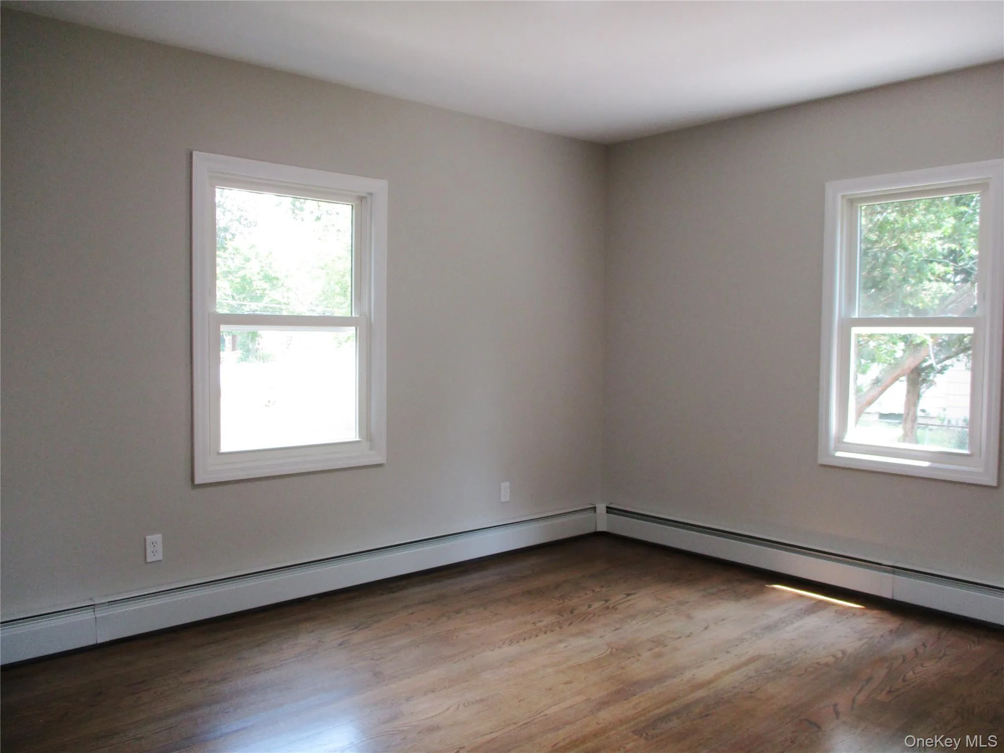 554 Mill Road, Brookhaven, NY, 3 Bedrooms Bedrooms, 8 Rooms Rooms,2 BathroomsBathrooms,Residential,For Rent,Mill,0,1038012 554 Mill Road, Brookhaven, NY, 3 Bedrooms Bedrooms, 8 Rooms Rooms,2 BathroomsBathrooms,Residential,For Rent,Mill,0,1038012