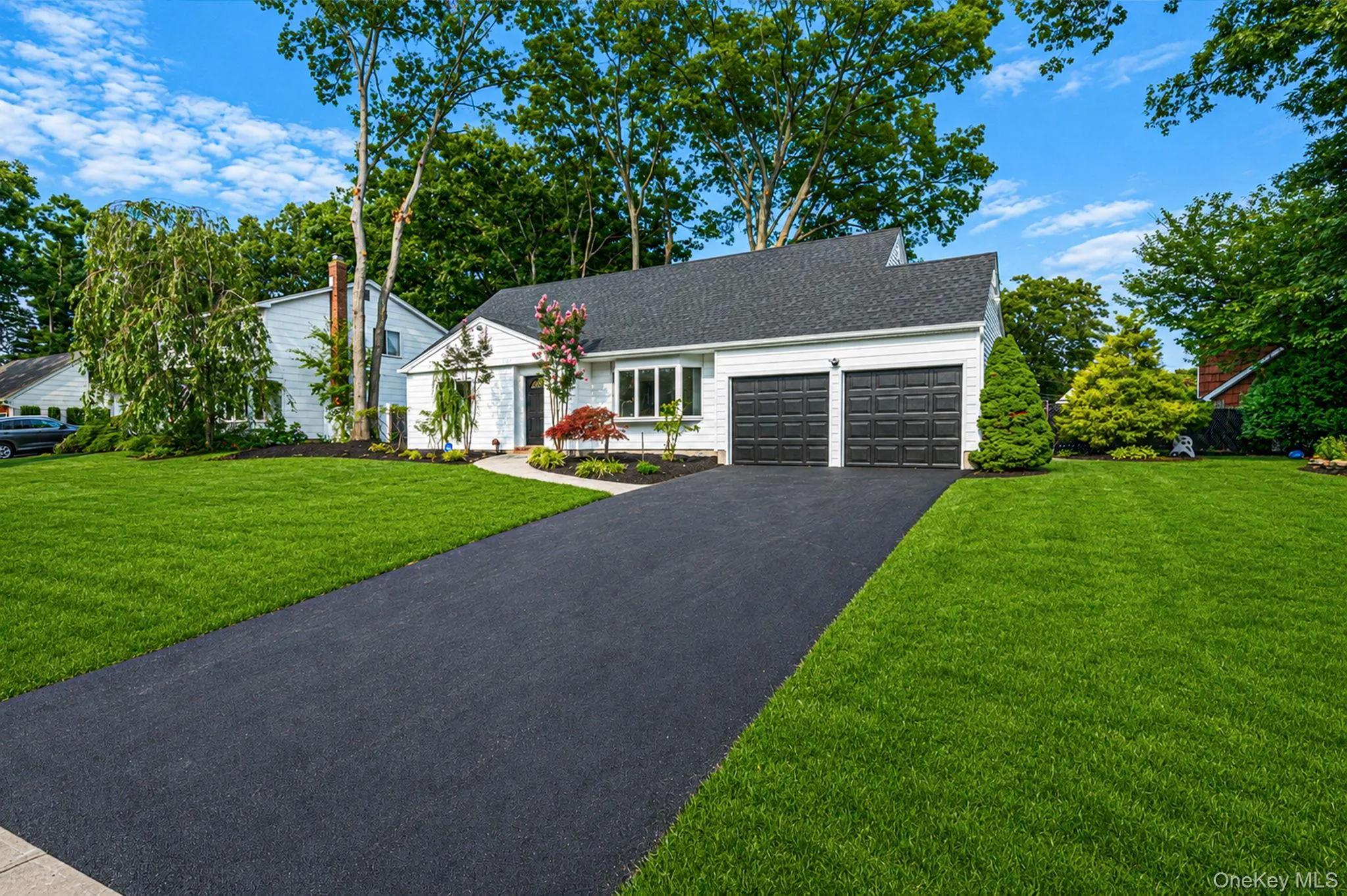 23 Dellmarie Lane, Smithtown, NY, 4 Bedrooms Bedrooms, 8 Rooms Rooms,2 BathroomsBathrooms,Residential,For Rent,Dellmarie,0,1038013 23 Dellmarie Lane, Smithtown, NY, 4 Bedrooms Bedrooms, 8 Rooms Rooms,2 BathroomsBathrooms,Residential,For Rent,Dellmarie,0,1038013