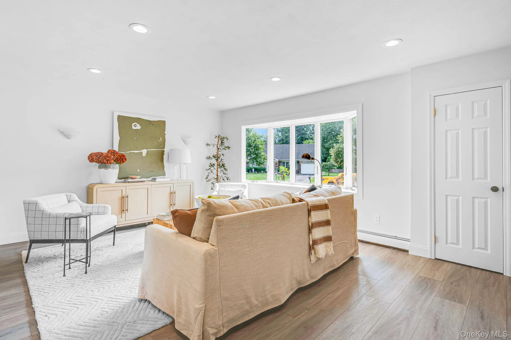 23 Dellmarie Lane, Smithtown, NY, 4 Bedrooms Bedrooms, 8 Rooms Rooms,2 BathroomsBathrooms,Residential,For Rent,Dellmarie,0,1038013 23 Dellmarie Lane, Smithtown, NY, 4 Bedrooms Bedrooms, 8 Rooms Rooms,2 BathroomsBathrooms,Residential,For Rent,Dellmarie,0,1038013