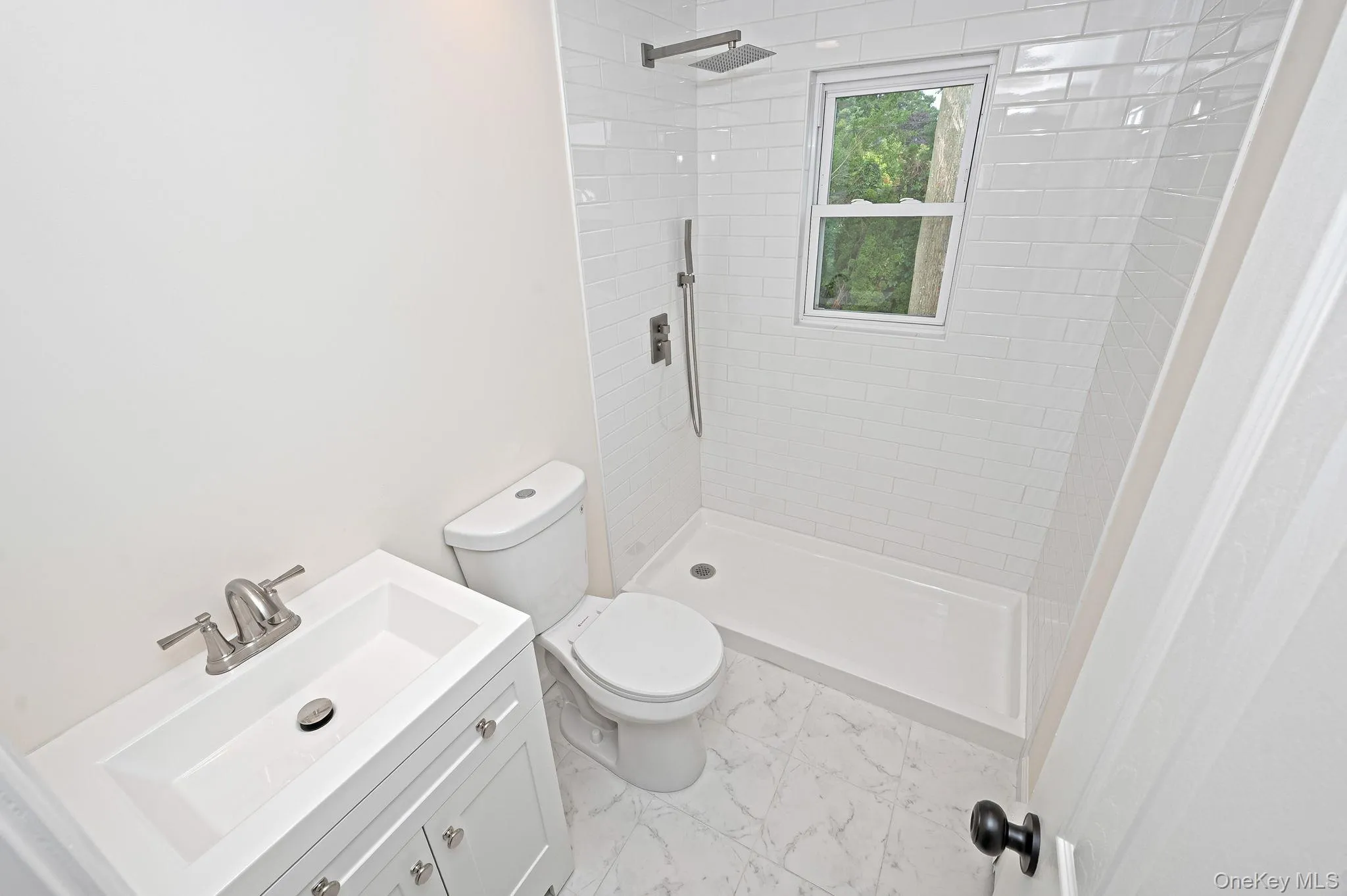 23 Dellmarie Lane, Smithtown, NY, 4 Bedrooms Bedrooms, 8 Rooms Rooms,2 BathroomsBathrooms,Residential,For Rent,Dellmarie,0,1038013 23 Dellmarie Lane, Smithtown, NY, 4 Bedrooms Bedrooms, 8 Rooms Rooms,2 BathroomsBathrooms,Residential,For Rent,Dellmarie,0,1038013