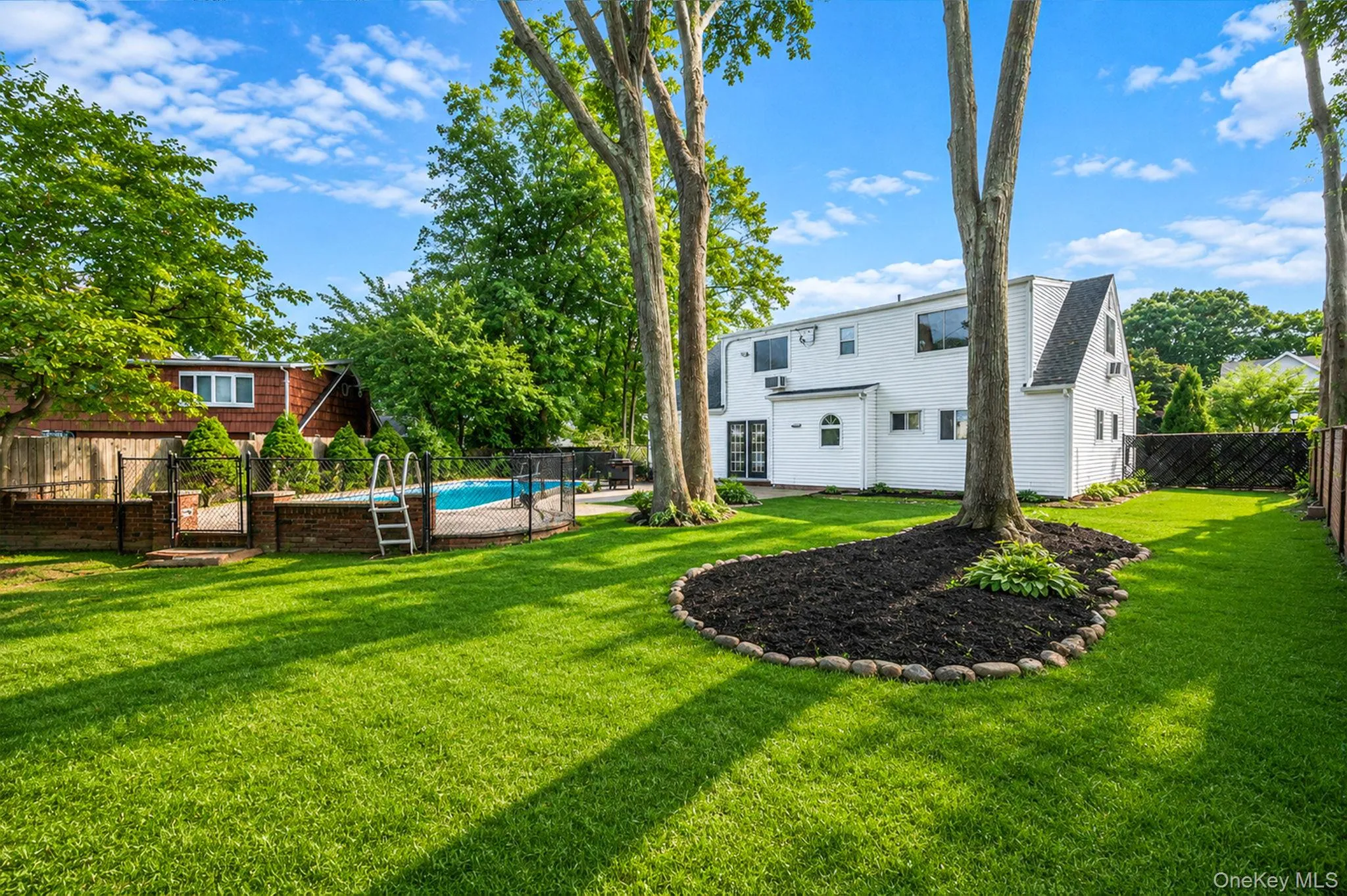23 Dellmarie Lane, Smithtown, NY, 4 Bedrooms Bedrooms, 8 Rooms Rooms,2 BathroomsBathrooms,Residential,For Rent,Dellmarie,0,1038013 23 Dellmarie Lane, Smithtown, NY, 4 Bedrooms Bedrooms, 8 Rooms Rooms,2 BathroomsBathrooms,Residential,For Rent,Dellmarie,0,1038013