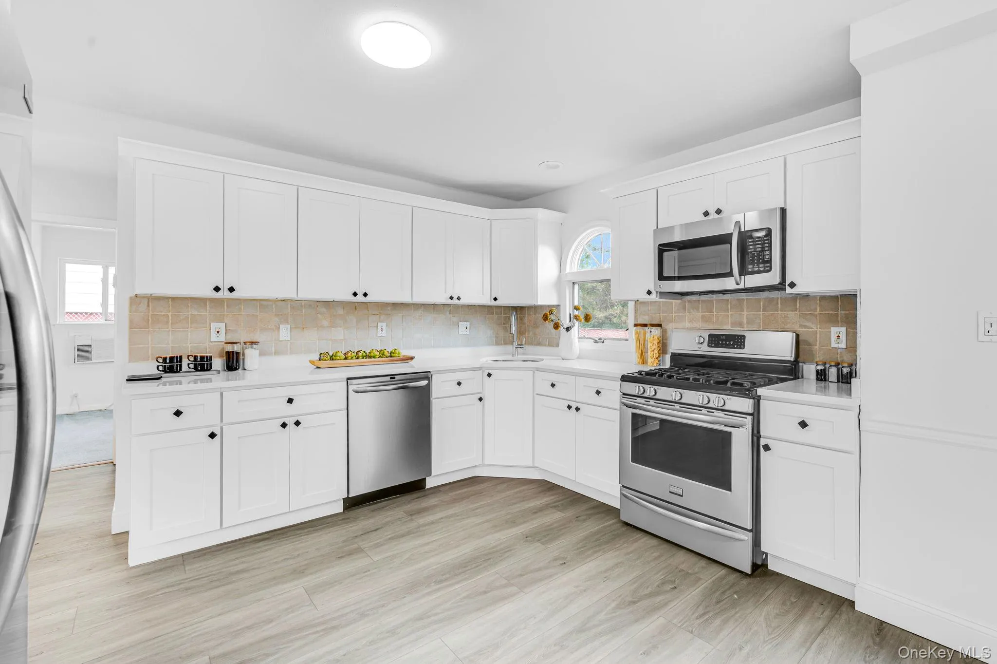 23 Dellmarie Lane, Smithtown, NY, 4 Bedrooms Bedrooms, 8 Rooms Rooms,2 BathroomsBathrooms,Residential,For Rent,Dellmarie,0,1038013 23 Dellmarie Lane, Smithtown, NY, 4 Bedrooms Bedrooms, 8 Rooms Rooms,2 BathroomsBathrooms,Residential,For Rent,Dellmarie,0,1038013