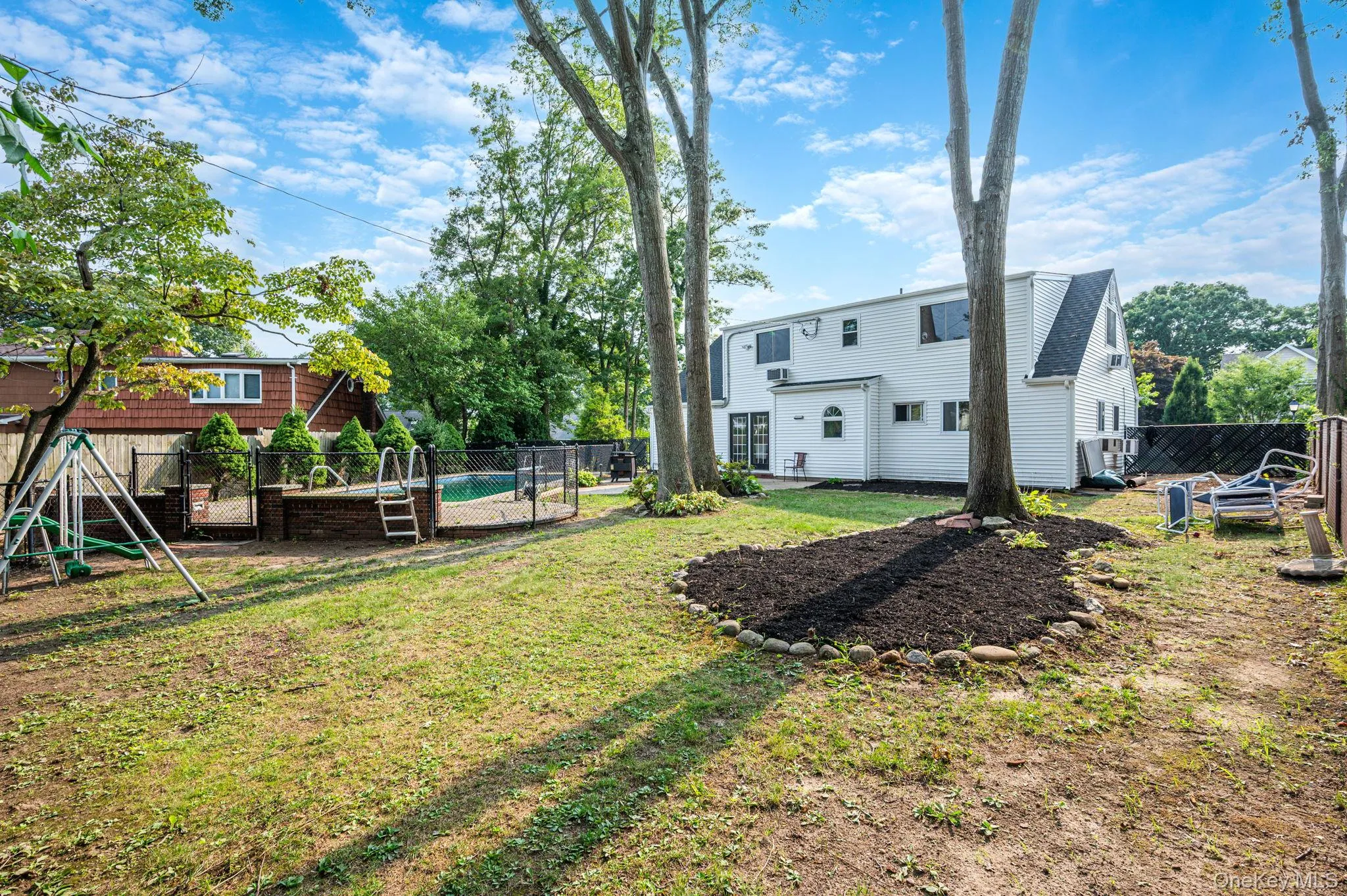 23 Dellmarie Lane, Smithtown, NY, 4 Bedrooms Bedrooms, 8 Rooms Rooms,2 BathroomsBathrooms,Residential,For Rent,Dellmarie,0,1038013 23 Dellmarie Lane, Smithtown, NY, 4 Bedrooms Bedrooms, 8 Rooms Rooms,2 BathroomsBathrooms,Residential,For Rent,Dellmarie,0,1038013