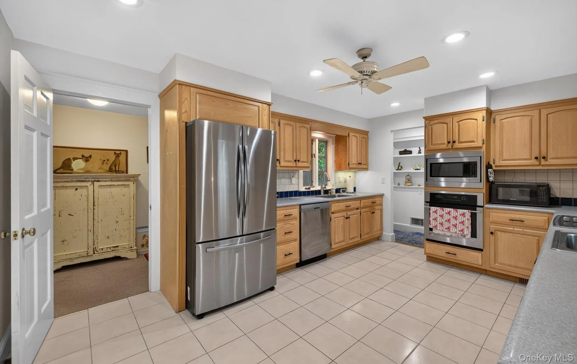 9 Acorn Path, Southampton, NY, 3 Bedrooms Bedrooms, 8 Rooms Rooms,2 BathroomsBathrooms,Residential,For Rent,Acorn Path,0,1038015 9 Acorn Path, Southampton, NY, 3 Bedrooms Bedrooms, 8 Rooms Rooms,2 BathroomsBathrooms,Residential,For Rent,Acorn Path,0,1038015