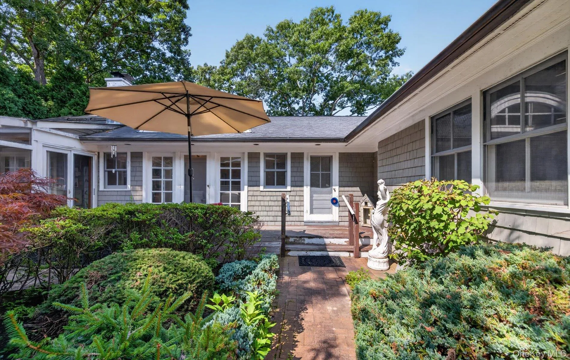 9 Acorn Path, Southampton, NY, 3 Bedrooms Bedrooms, 8 Rooms Rooms,2 BathroomsBathrooms,Residential,For Rent,Acorn Path,0,1038015 9 Acorn Path, Southampton, NY, 3 Bedrooms Bedrooms, 8 Rooms Rooms,2 BathroomsBathrooms,Residential,For Rent,Acorn Path,0,1038015