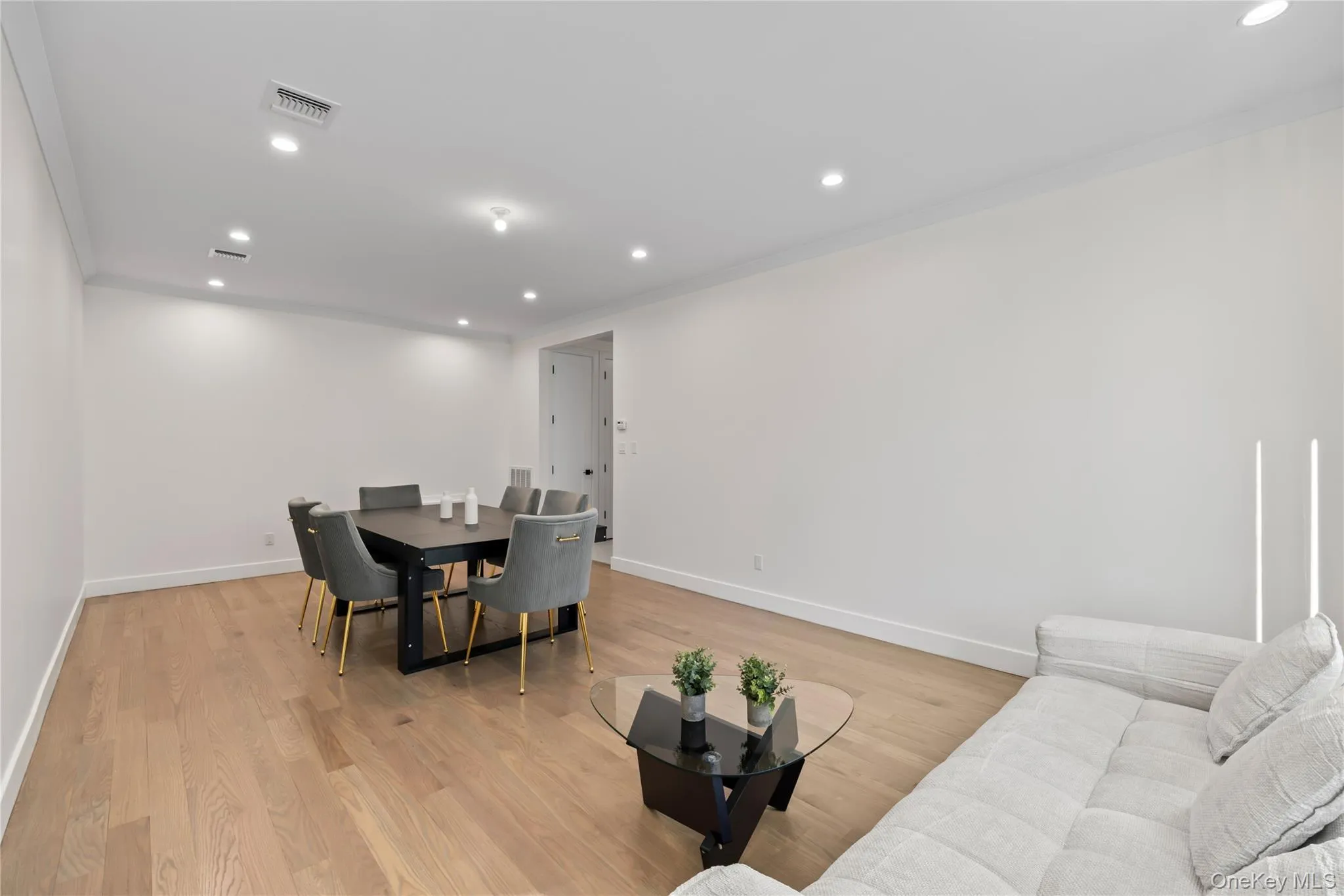 80 Memorial Park Drive, Ramapo, NY, 4 Bedrooms Bedrooms, 7 Rooms Rooms,2 BathroomsBathrooms,Residential,For Rent,Memorial Park,0,1038018 80 Memorial Park Drive, Ramapo, NY, 4 Bedrooms Bedrooms, 7 Rooms Rooms,2 BathroomsBathrooms,Residential,For Rent,Memorial Park,0,1038018