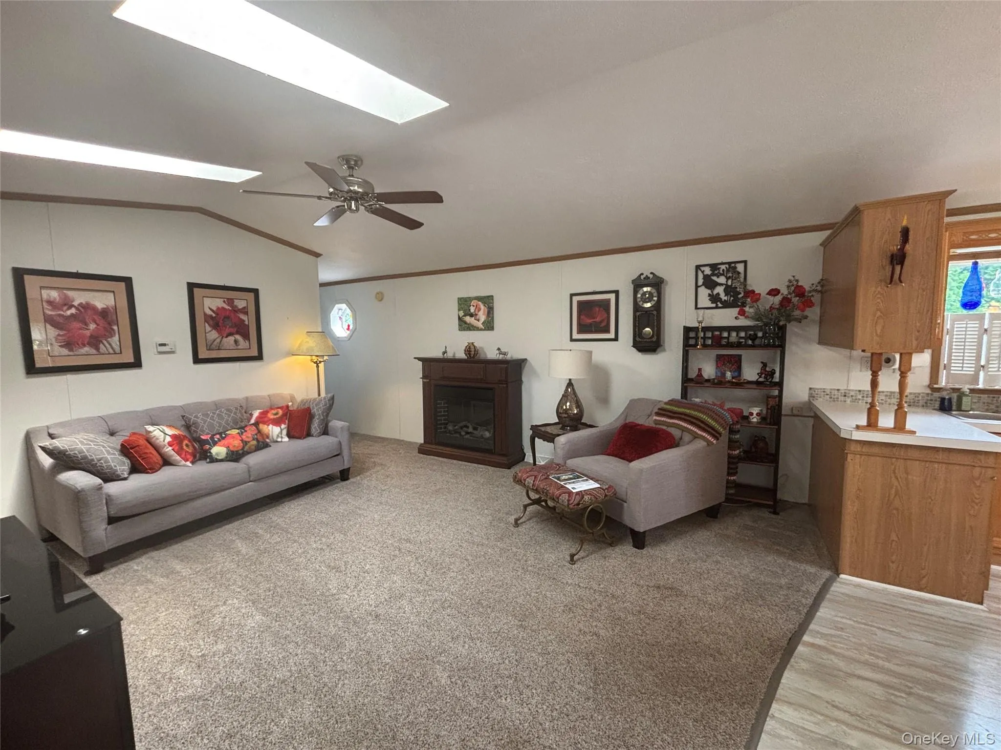 1661 Old Country Road, Riverhead, NY, 2 Bedrooms Bedrooms, 5 Rooms Rooms,2 BathroomsBathrooms,Residential,For Rent,Old Country,0,1038025 1661 Old Country Road, Riverhead, NY, 2 Bedrooms Bedrooms, 5 Rooms Rooms,2 BathroomsBathrooms,Residential,For Rent,Old Country,0,1038025