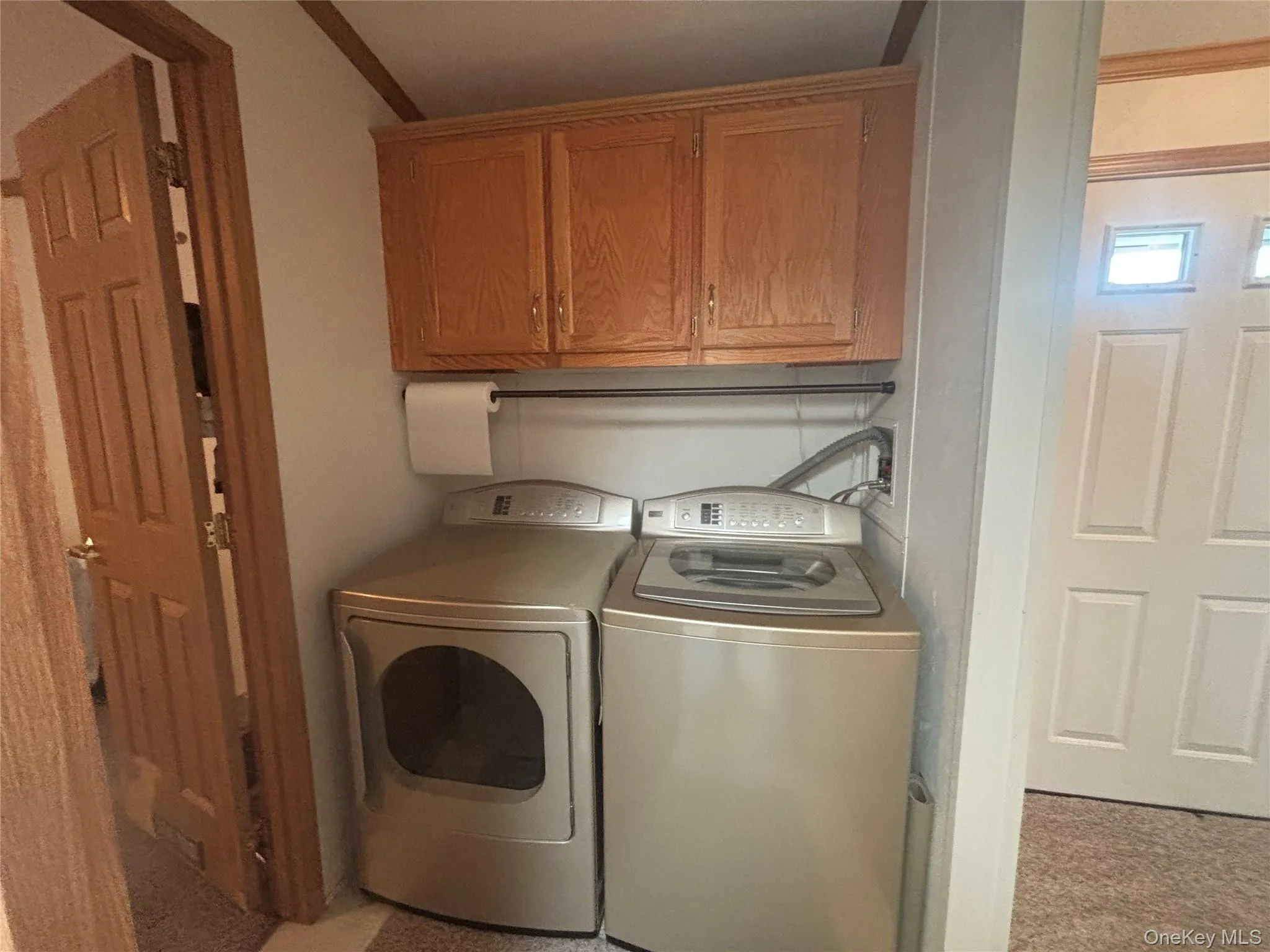 1661 Old Country Road, Riverhead, NY, 2 Bedrooms Bedrooms, 5 Rooms Rooms,2 BathroomsBathrooms,Residential,For Rent,Old Country,0,1038025 1661 Old Country Road, Riverhead, NY, 2 Bedrooms Bedrooms, 5 Rooms Rooms,2 BathroomsBathrooms,Residential,For Rent,Old Country,0,1038025
