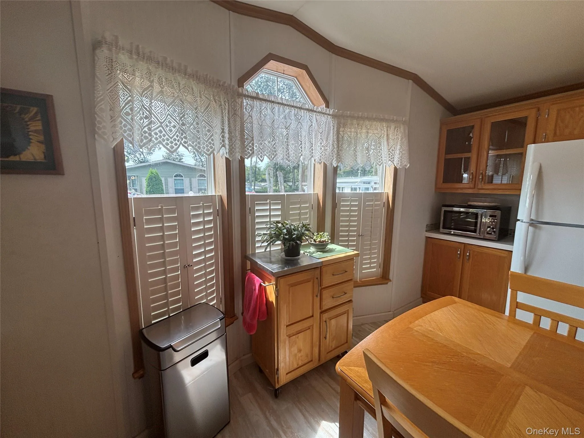 1661 Old Country Road, Riverhead, NY, 2 Bedrooms Bedrooms, 5 Rooms Rooms,2 BathroomsBathrooms,Residential,For Rent,Old Country,0,1038025 1661 Old Country Road, Riverhead, NY, 2 Bedrooms Bedrooms, 5 Rooms Rooms,2 BathroomsBathrooms,Residential,For Rent,Old Country,0,1038025