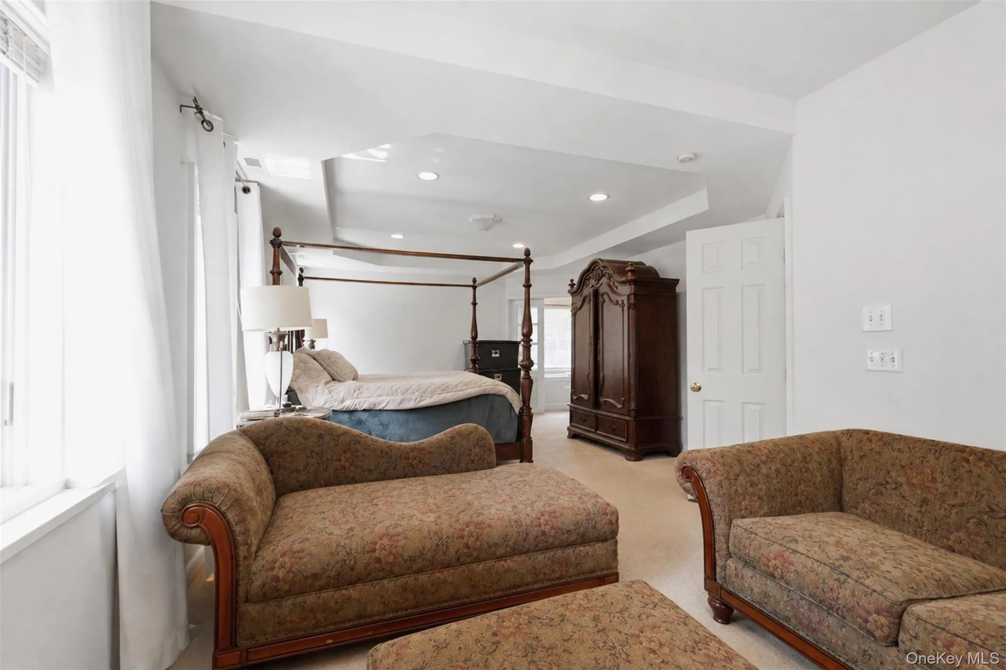 40 Winter Park Drive, Wappinger, NY, 4 Bedrooms Bedrooms, 12 Rooms Rooms,3 BathroomsBathrooms,Residential,For Rent,Winter Park,0,1038026 40 Winter Park Drive, Wappinger, NY, 4 Bedrooms Bedrooms, 12 Rooms Rooms,3 BathroomsBathrooms,Residential,For Rent,Winter Park,0,1038026