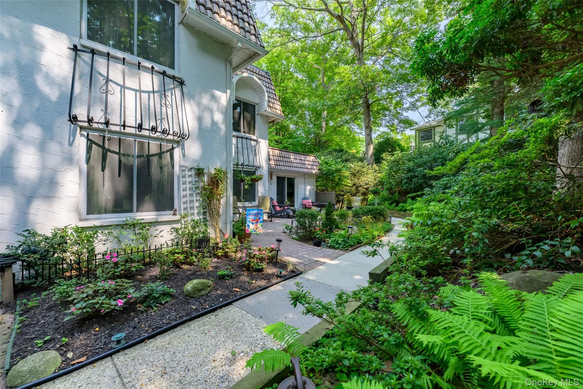 297 Brettonwoods Drive, Brookhaven, NY, 3 Bedrooms Bedrooms, 7 Rooms Rooms,1 BathroomBathrooms,Residential,For Rent,Brettonwoods,0,1038027 297 Brettonwoods Drive, Brookhaven, NY, 3 Bedrooms Bedrooms, 7 Rooms Rooms,1 BathroomBathrooms,Residential,For Rent,Brettonwoods,0,1038027