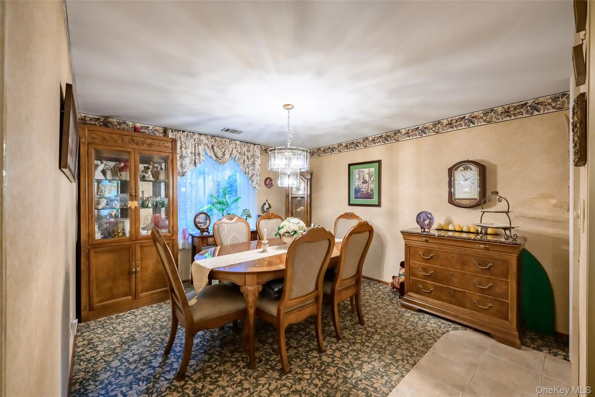 297 Brettonwoods Drive, Brookhaven, NY, 3 Bedrooms Bedrooms, 7 Rooms Rooms,1 BathroomBathrooms,Residential,For Rent,Brettonwoods,0,1038027 297 Brettonwoods Drive, Brookhaven, NY, 3 Bedrooms Bedrooms, 7 Rooms Rooms,1 BathroomBathrooms,Residential,For Rent,Brettonwoods,0,1038027