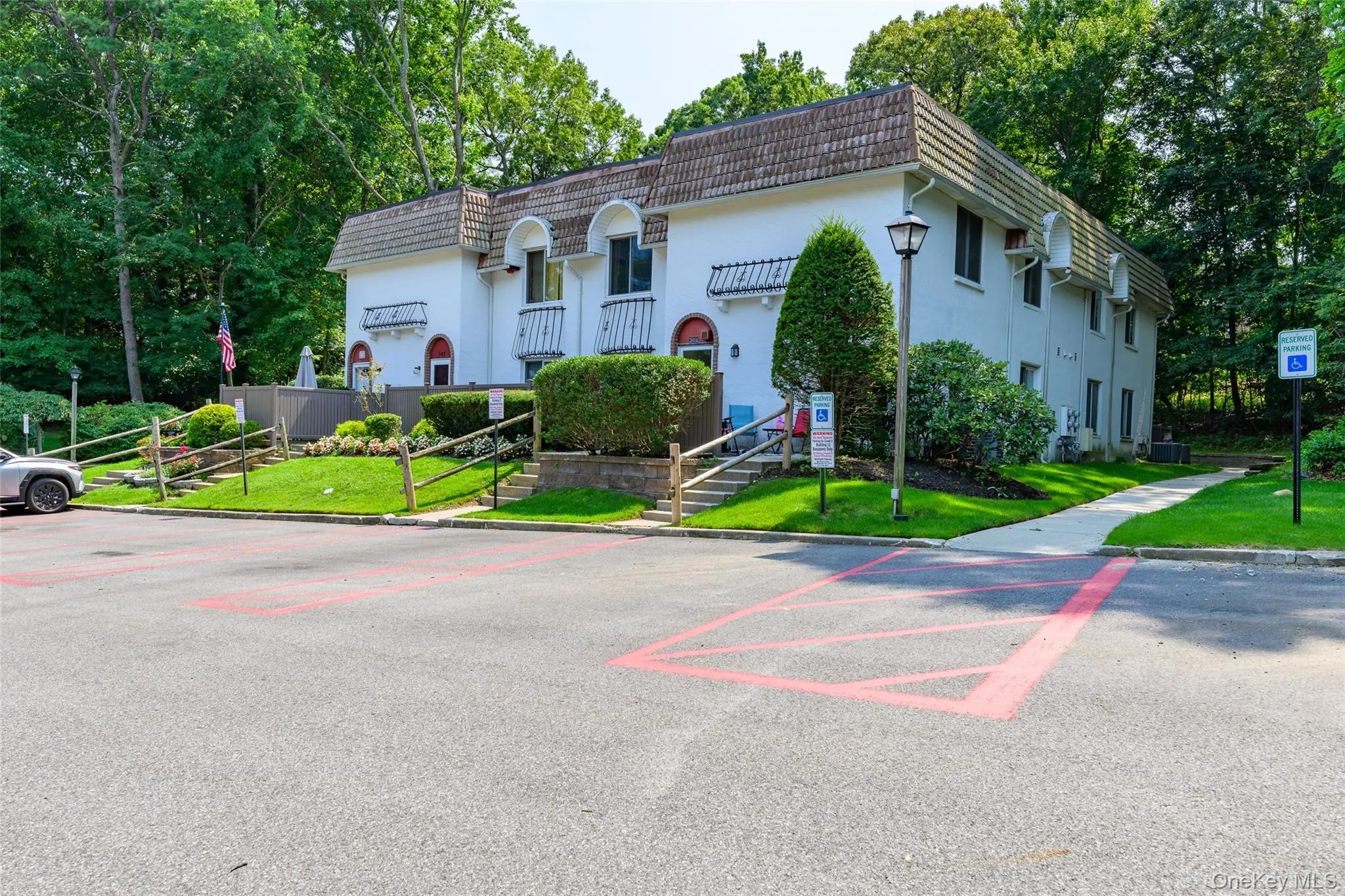 297 Brettonwoods Drive, Brookhaven, NY, 3 Bedrooms Bedrooms, 7 Rooms Rooms,1 BathroomBathrooms,Residential,For Rent,Brettonwoods,0,1038027 297 Brettonwoods Drive, Brookhaven, NY, 3 Bedrooms Bedrooms, 7 Rooms Rooms,1 BathroomBathrooms,Residential,For Rent,Brettonwoods,0,1038027