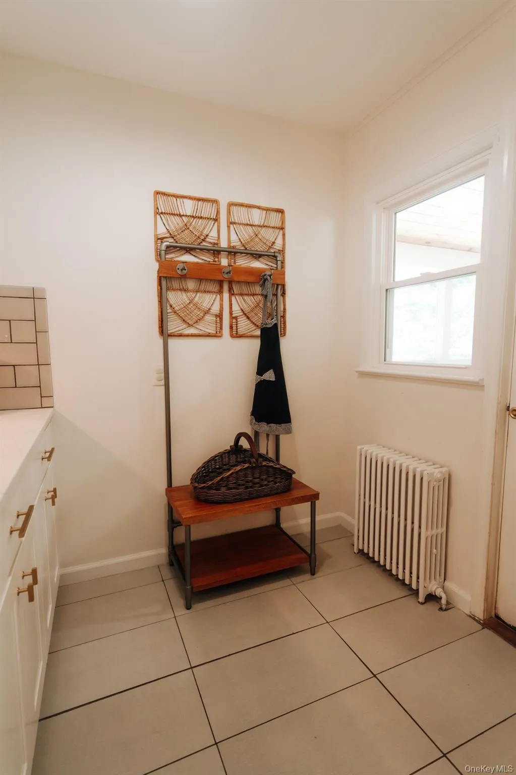 5 Clark Street, Poughkeepsie, NY, 3 Bedrooms Bedrooms, 6 Rooms Rooms,1 BathroomBathrooms,Residential,For Rent,Clark,0,1038029 5 Clark Street, Poughkeepsie, NY, 3 Bedrooms Bedrooms, 6 Rooms Rooms,1 BathroomBathrooms,Residential,For Rent,Clark,0,1038029