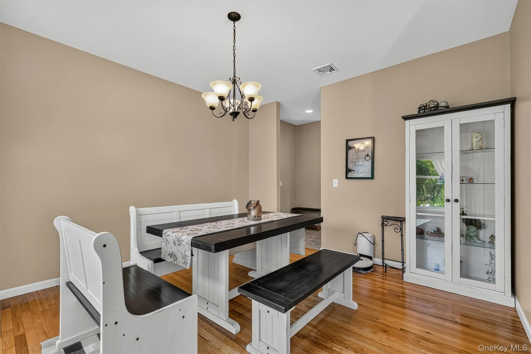 15 Winston Place, Marlboro, NY, 4 Bedrooms Bedrooms, 5 Rooms Rooms,2 BathroomsBathrooms,Residential,For Rent,Winston,0,1038030 15 Winston Place, Marlboro, NY, 4 Bedrooms Bedrooms, 5 Rooms Rooms,2 BathroomsBathrooms,Residential,For Rent,Winston,0,1038030