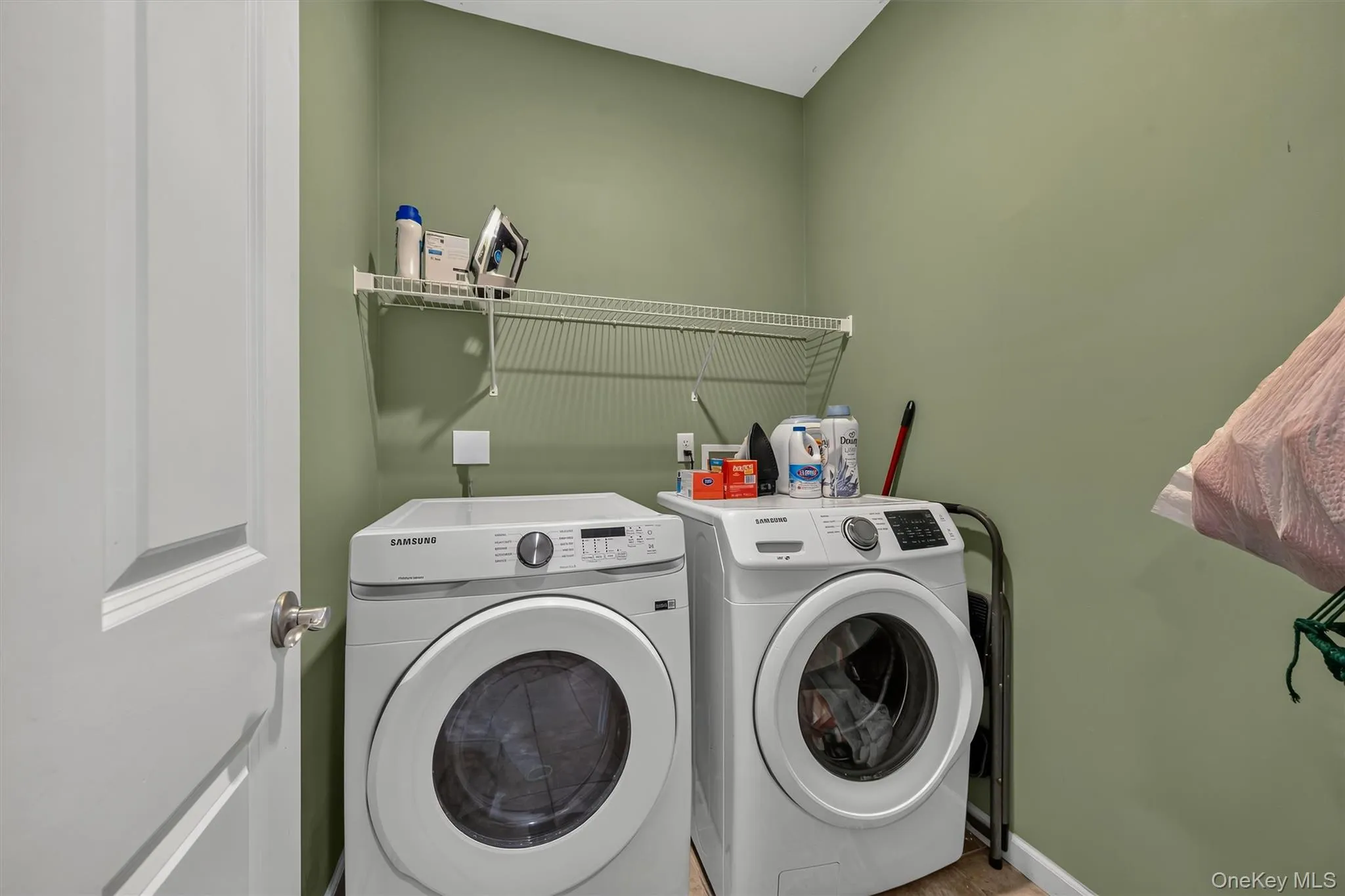 15 Winston Place, Marlboro, NY, 4 Bedrooms Bedrooms, 5 Rooms Rooms,2 BathroomsBathrooms,Residential,For Rent,Winston,0,1038030 15 Winston Place, Marlboro, NY, 4 Bedrooms Bedrooms, 5 Rooms Rooms,2 BathroomsBathrooms,Residential,For Rent,Winston,0,1038030
