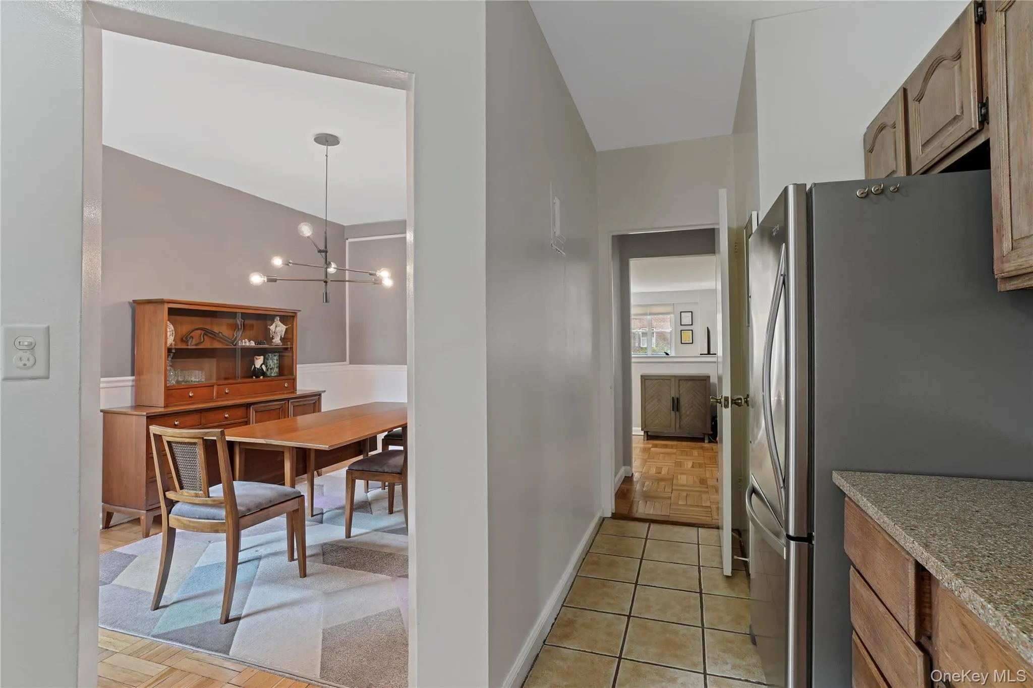 Great Layout With Large Pantry Located Just Beyond The Refrigerator Great Layout With Large Pantry Located Just Beyond The Refrigerator