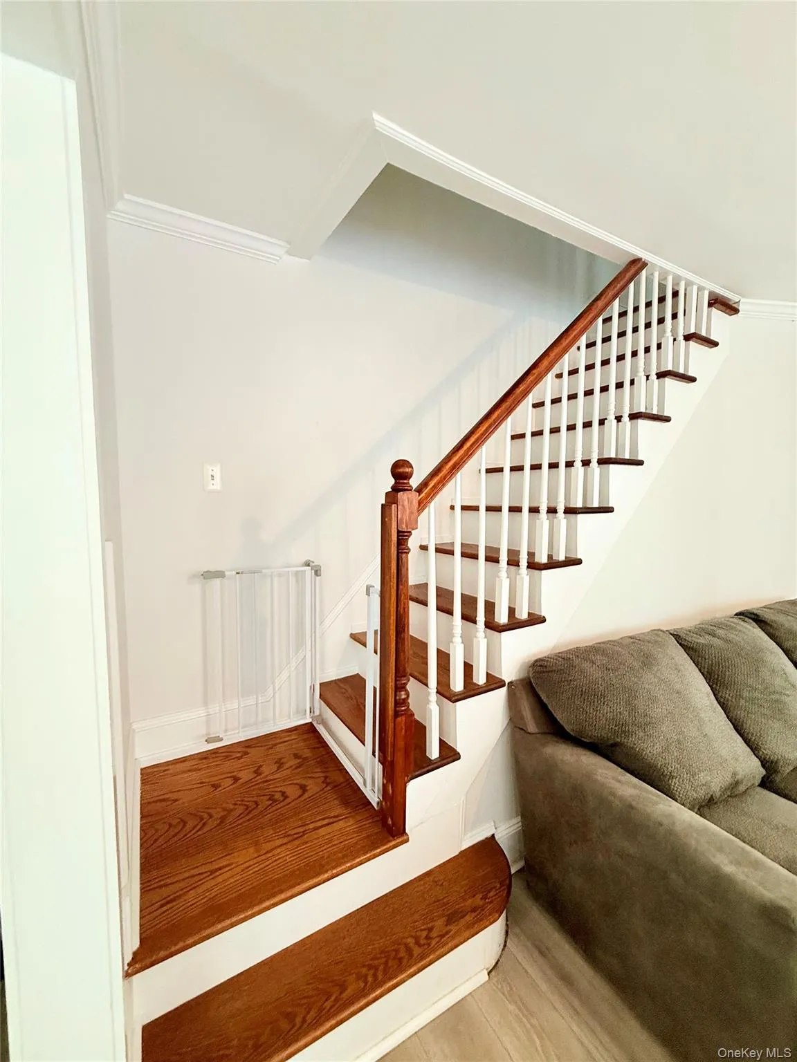 815 Carpenter Place, Mamaroneck, NY, 3 Bedrooms Bedrooms, 7 Rooms Rooms,1 BathroomBathrooms,Residential Lease,For Rent,Carpenter,0,1038036 815 Carpenter Place, Mamaroneck, NY, 3 Bedrooms Bedrooms, 7 Rooms Rooms,1 BathroomBathrooms,Residential Lease,For Rent,Carpenter,0,1038036