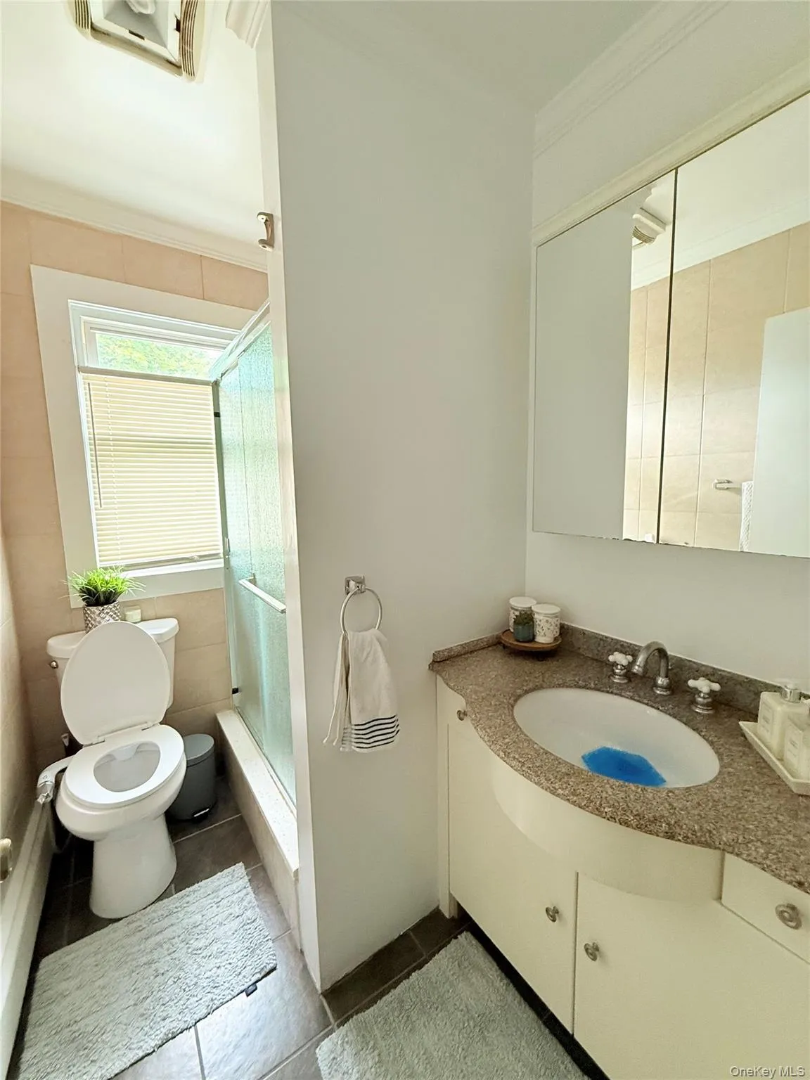 815 Carpenter Place, Mamaroneck, NY, 3 Bedrooms Bedrooms, 7 Rooms Rooms,1 BathroomBathrooms,Residential Lease,For Rent,Carpenter,0,1038036 815 Carpenter Place, Mamaroneck, NY, 3 Bedrooms Bedrooms, 7 Rooms Rooms,1 BathroomBathrooms,Residential Lease,For Rent,Carpenter,0,1038036