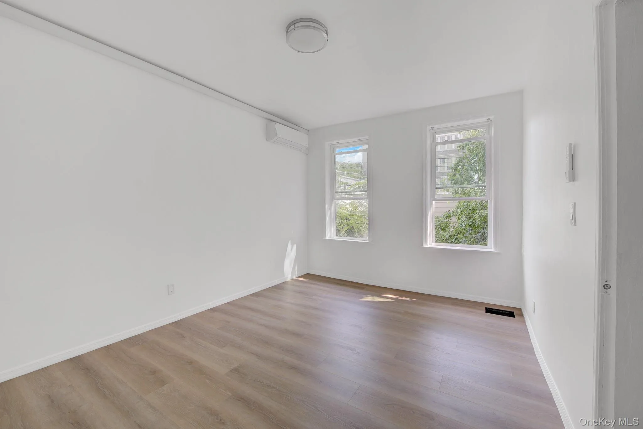 7111 68th Street, New York, NY, 3 Bedrooms Bedrooms, 5 Rooms Rooms,1 BathroomBathrooms,Residential Lease,For Rent,68th,0,1038039 7111 68th Street, New York, NY, 3 Bedrooms Bedrooms, 5 Rooms Rooms,1 BathroomBathrooms,Residential Lease,For Rent,68th,0,1038039