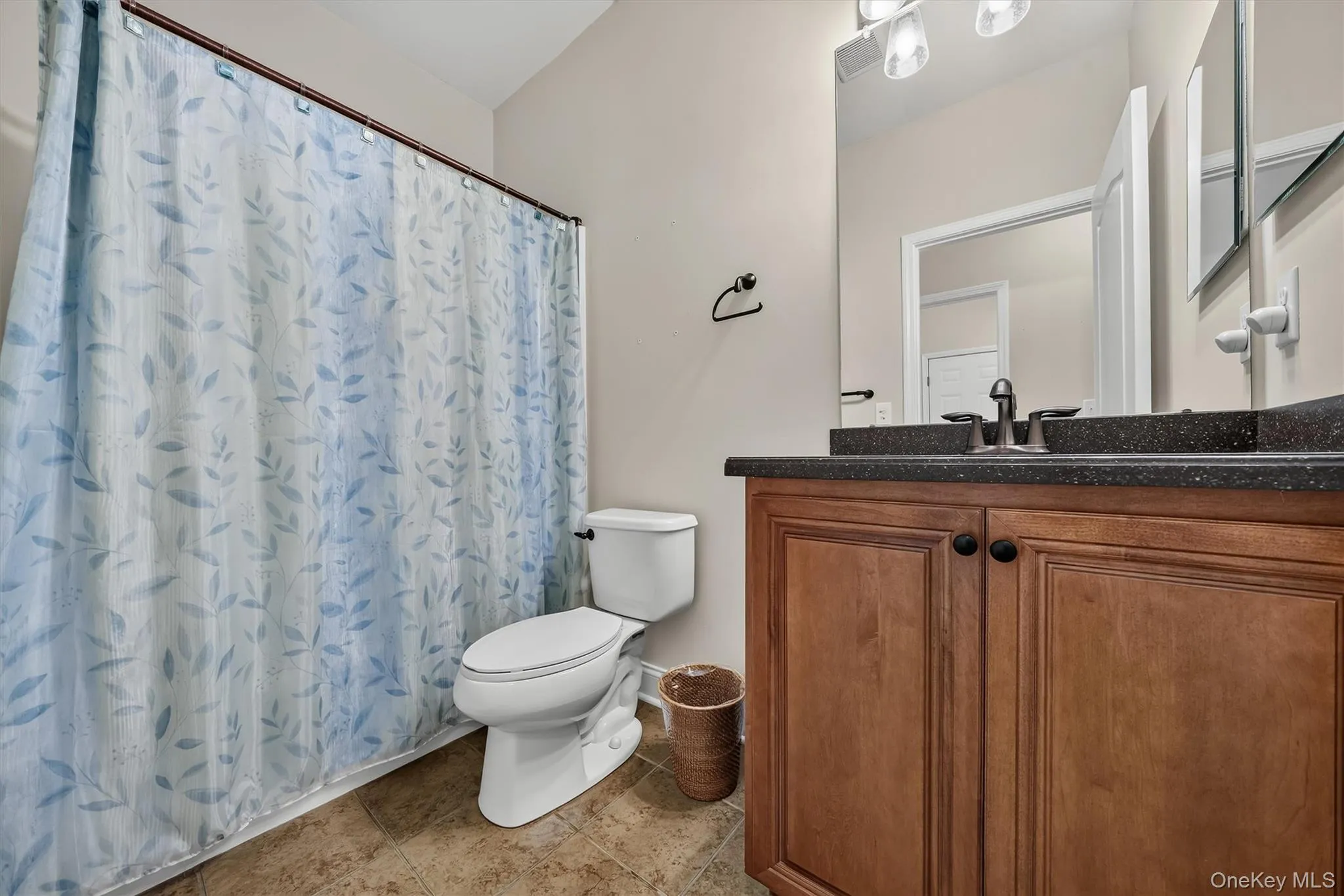 1st Floor Full Bath 1st Floor Full Bath