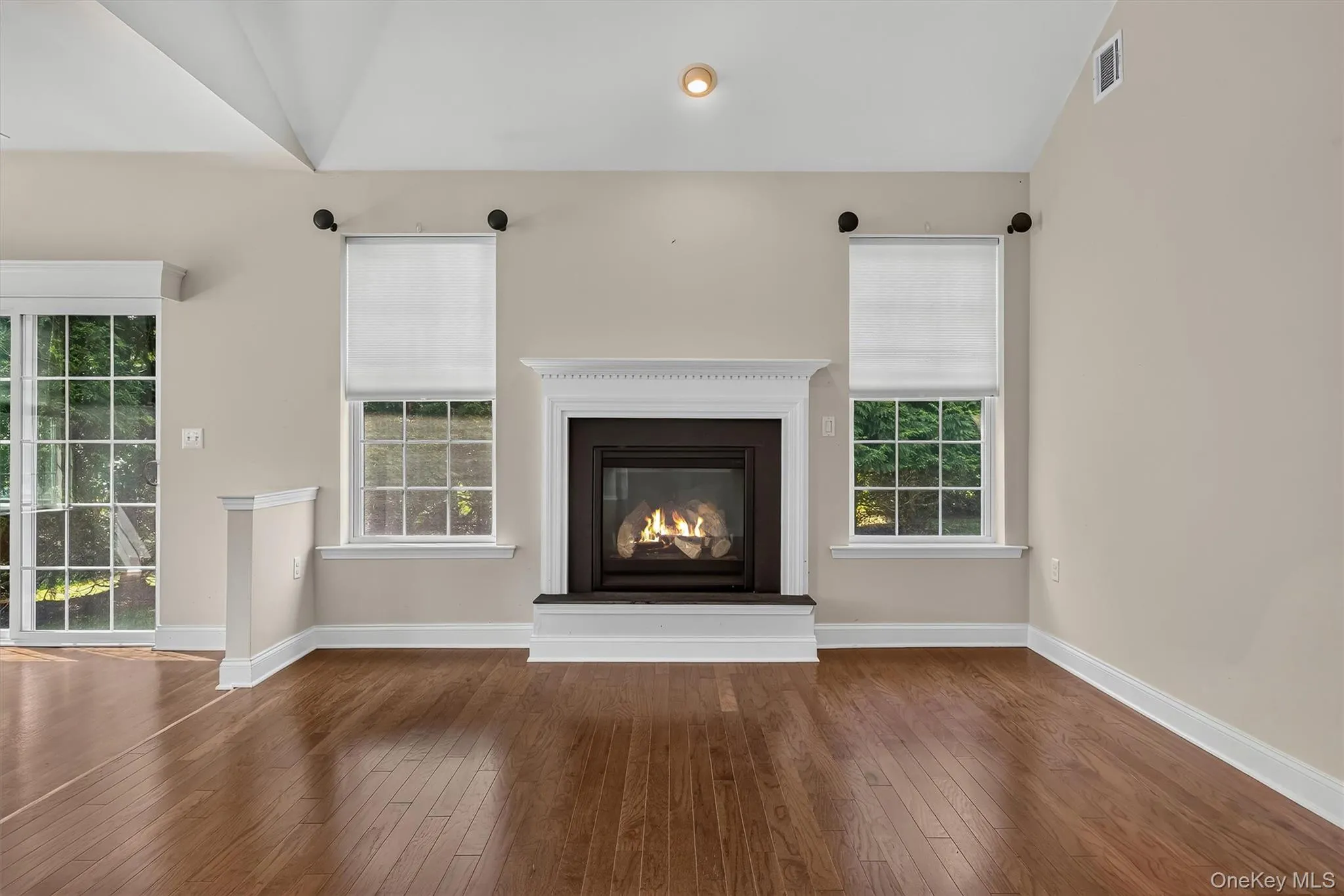34 Hawthorne Drive, Middletown, NY, 4 Bedrooms Bedrooms, 9 Rooms Rooms,3 BathroomsBathrooms,Residential,For Rent,Hawthorne,0,1038040 34 Hawthorne Drive, Middletown, NY, 4 Bedrooms Bedrooms, 9 Rooms Rooms,3 BathroomsBathrooms,Residential,For Rent,Hawthorne,0,1038040